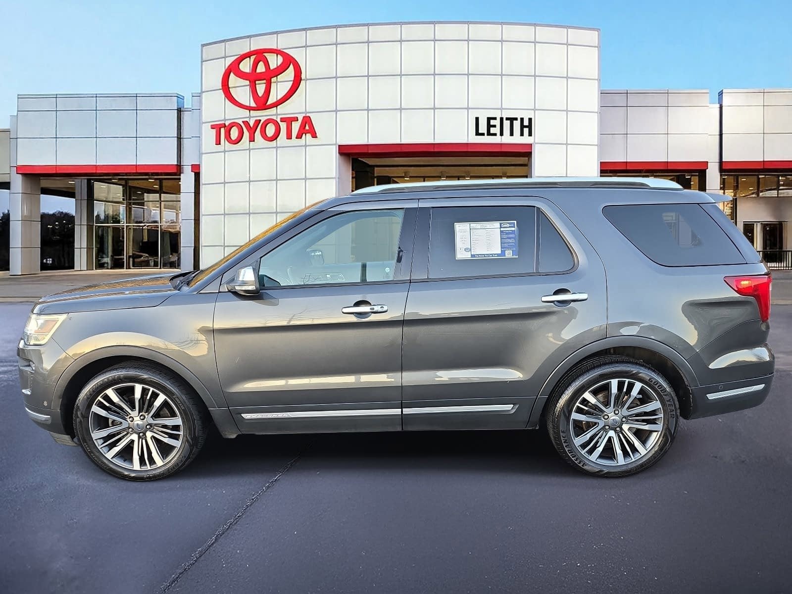 2018 Ford Explorer Platinum