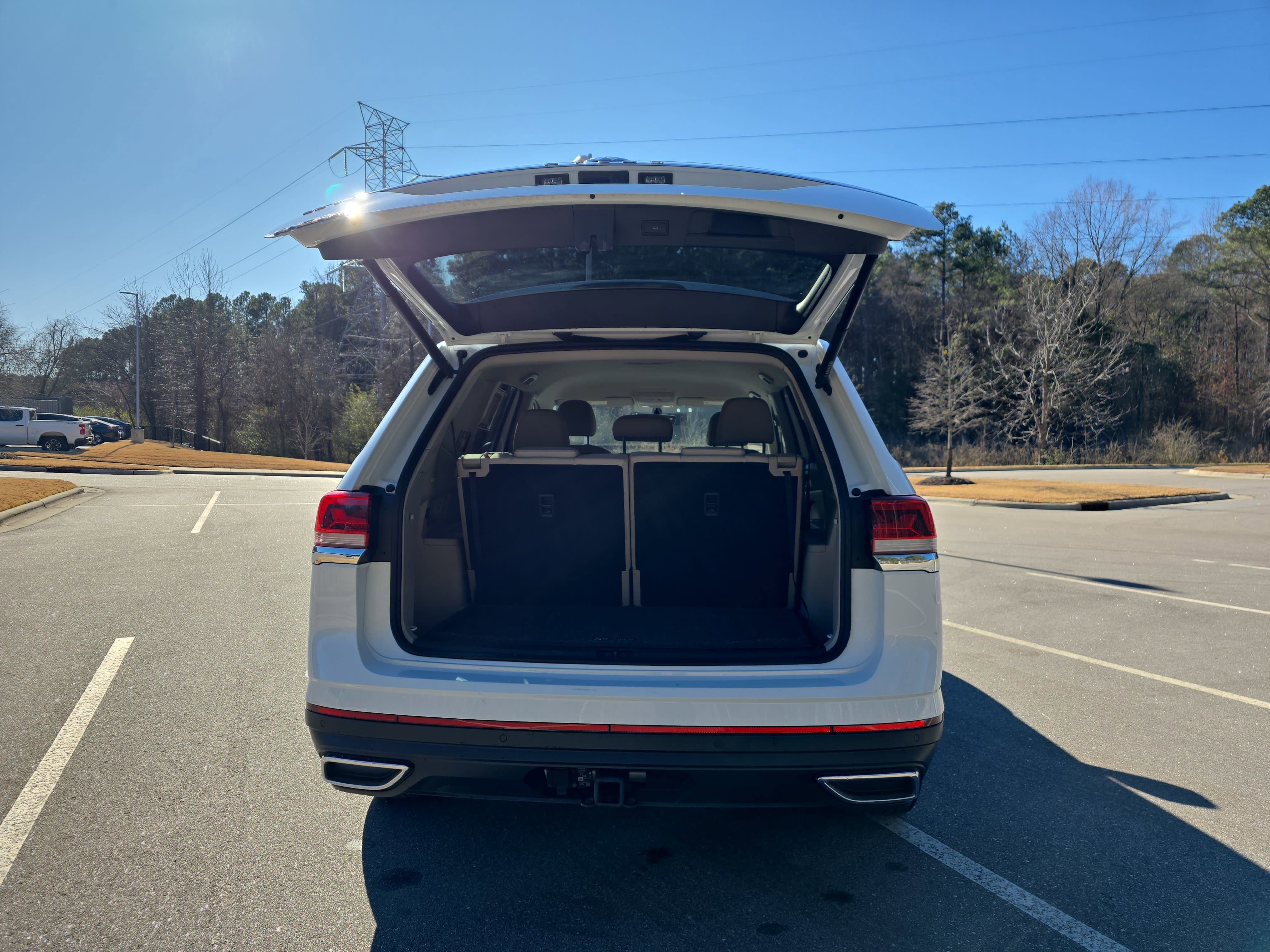 2023 Volkswagen Atlas 3.6L V6 SE w/Technology