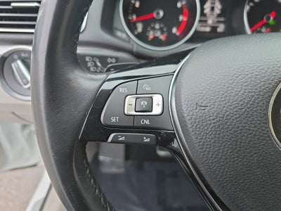 2018 Volkswagen Passat R-Line