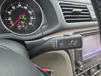 2018 Volkswagen Passat R-Line