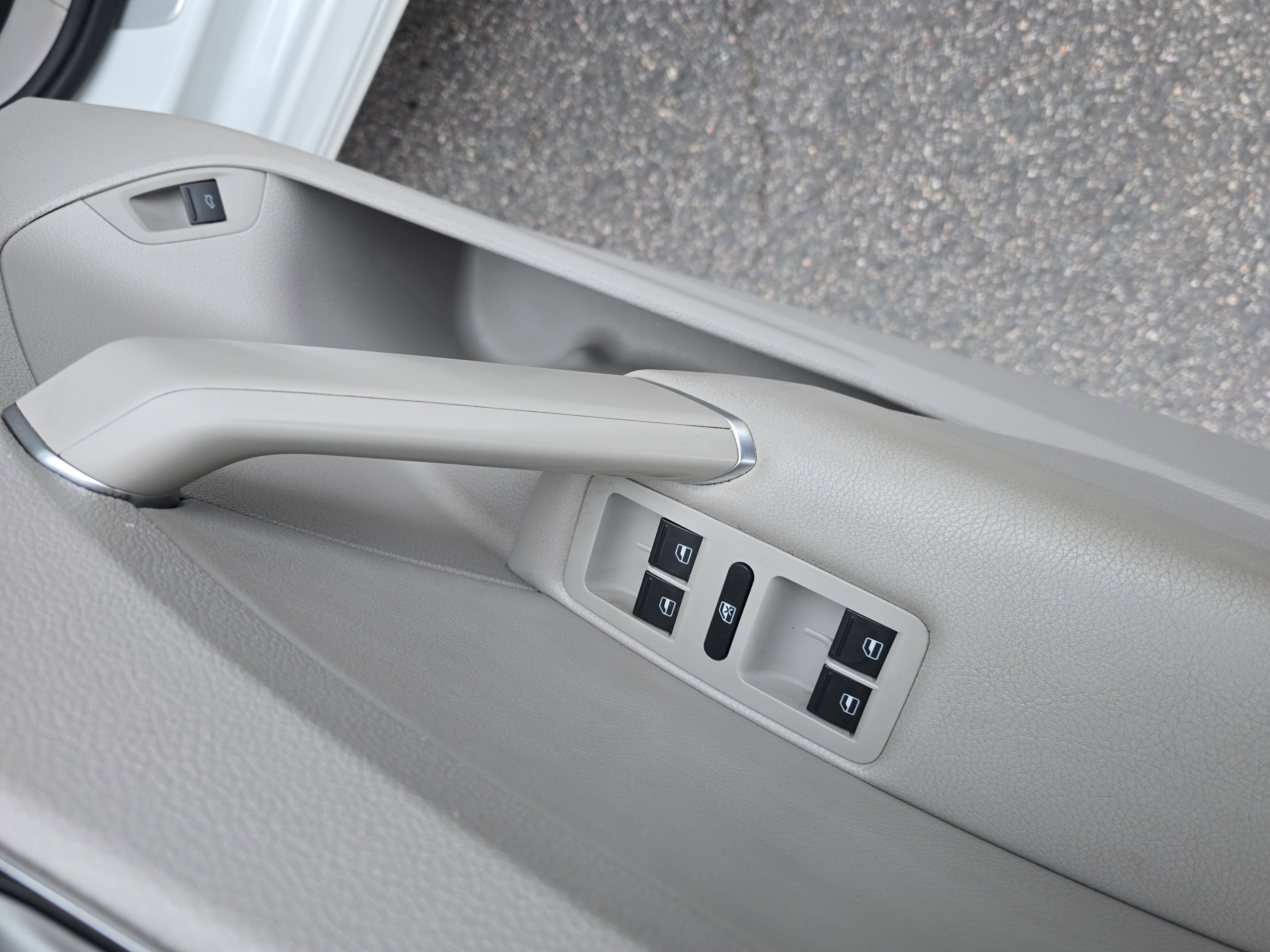 2018 Volkswagen Passat R-Line