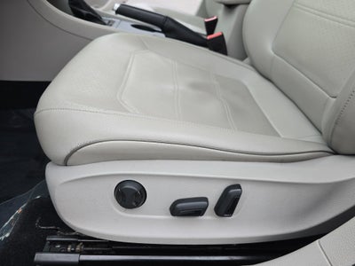 2018 Volkswagen Passat R-Line