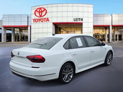 2018 Volkswagen Passat R-Line