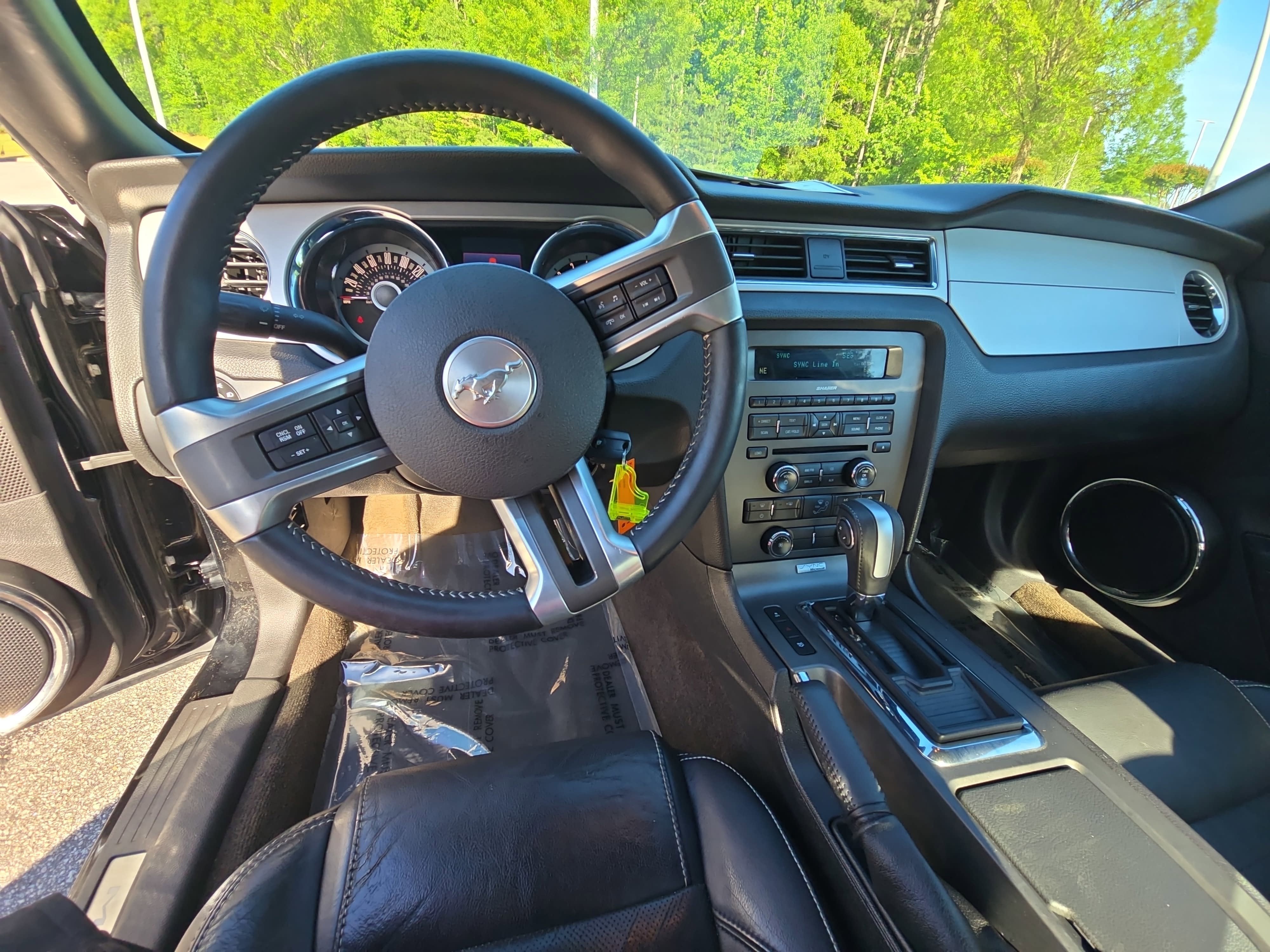2013 Ford Mustang V6 Premium