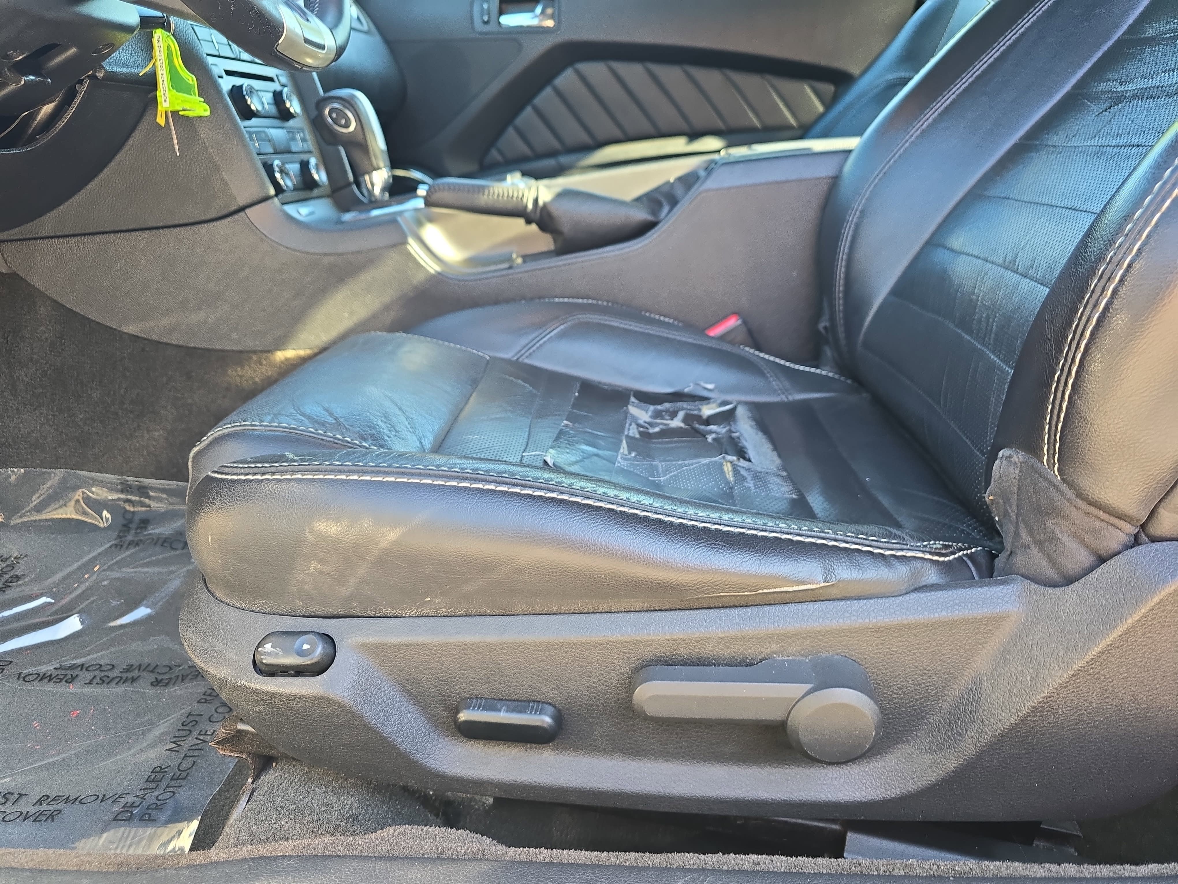 2013 Ford Mustang V6 Premium