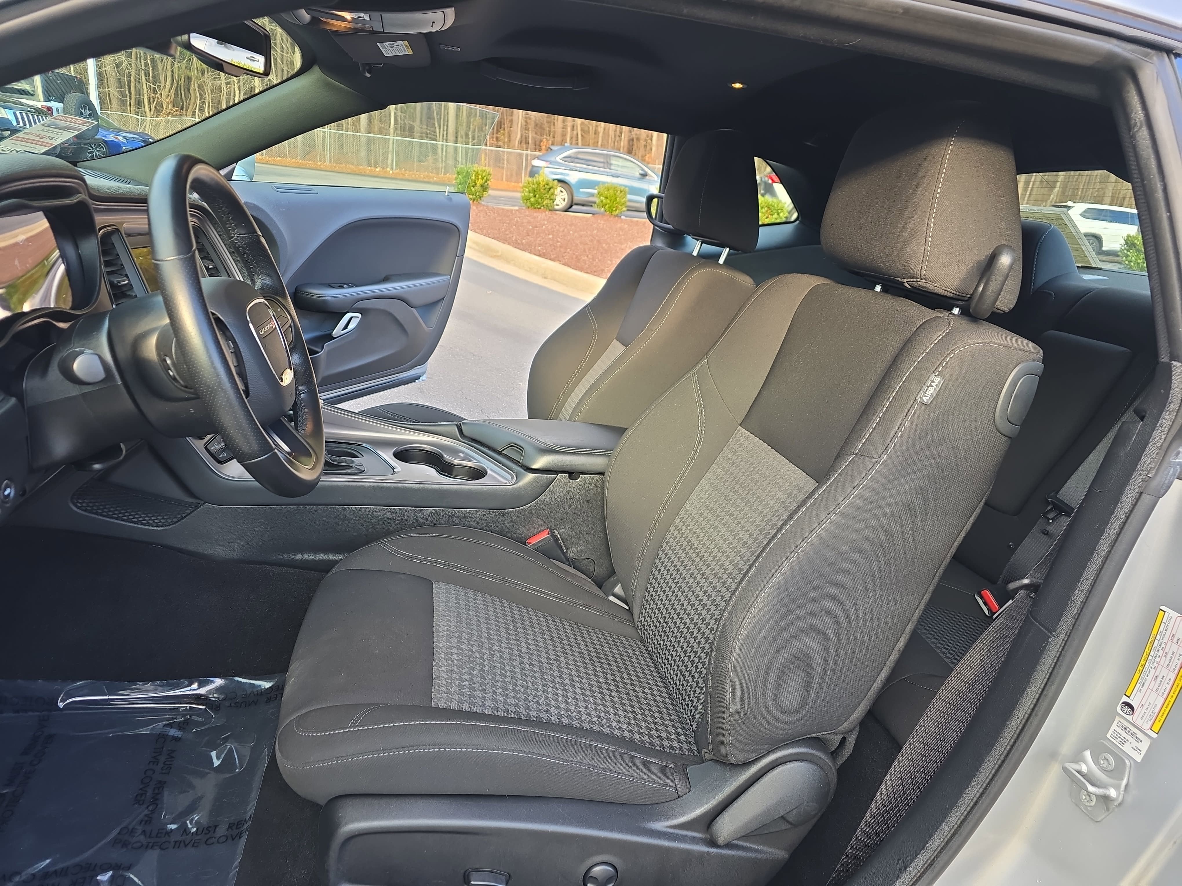 2023 Dodge Challenger SXT