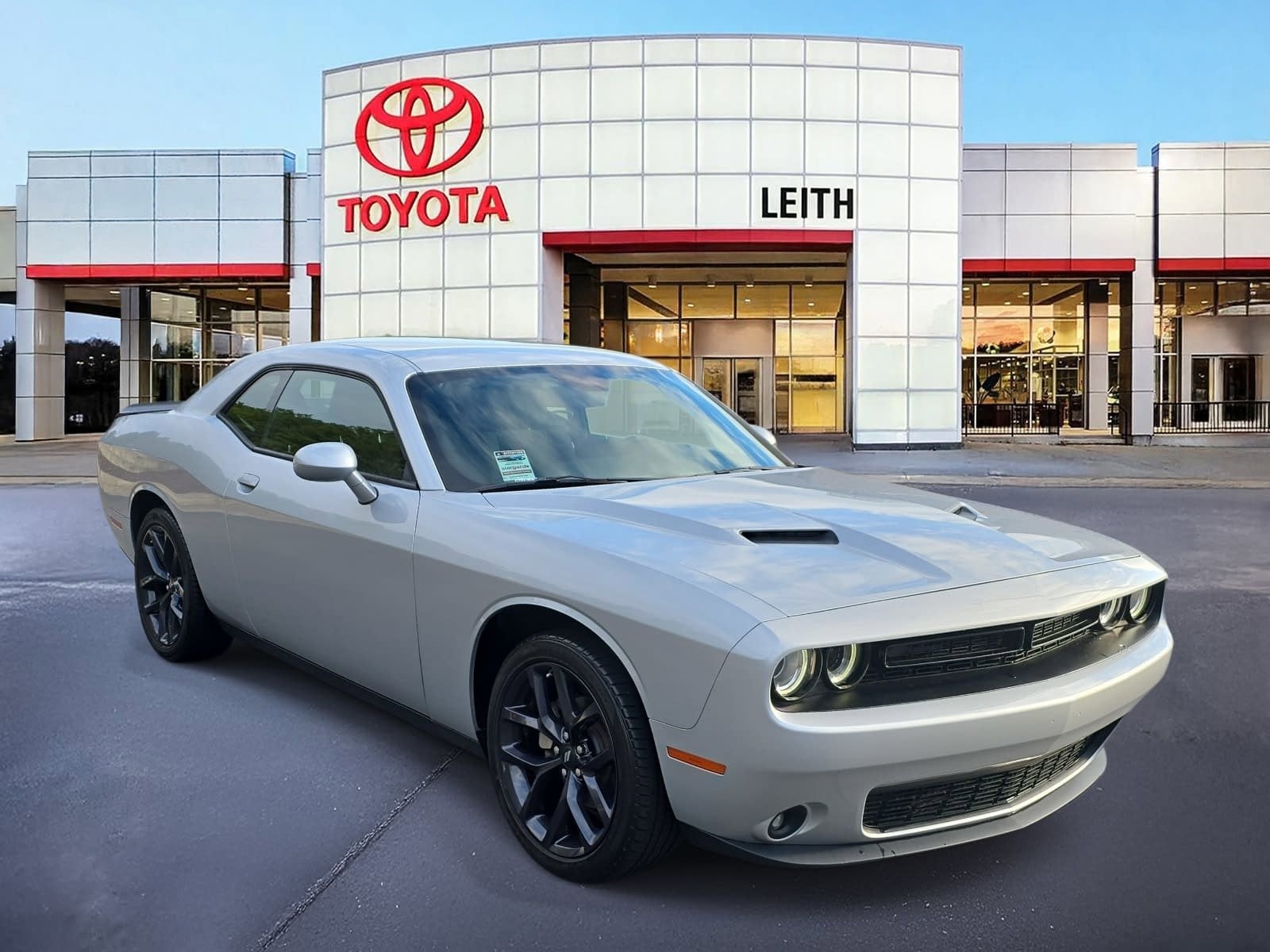 2023 Dodge Challenger SXT