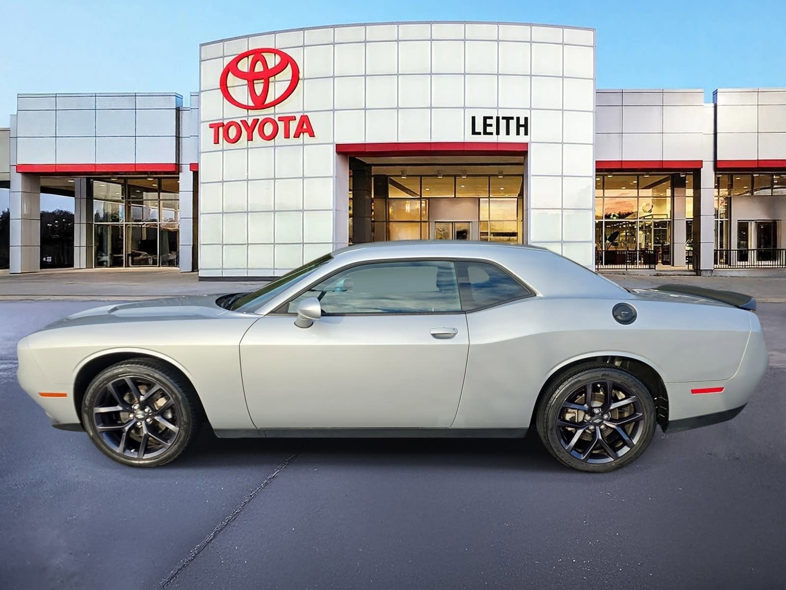 2023 Dodge Challenger SXT