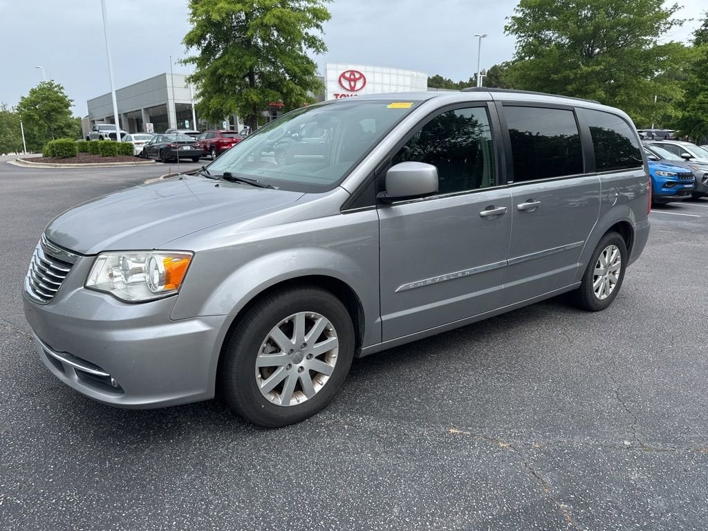 2013 Chrysler Town & Country Touring