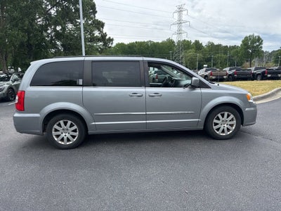 2013 Chrysler Town & Country Touring