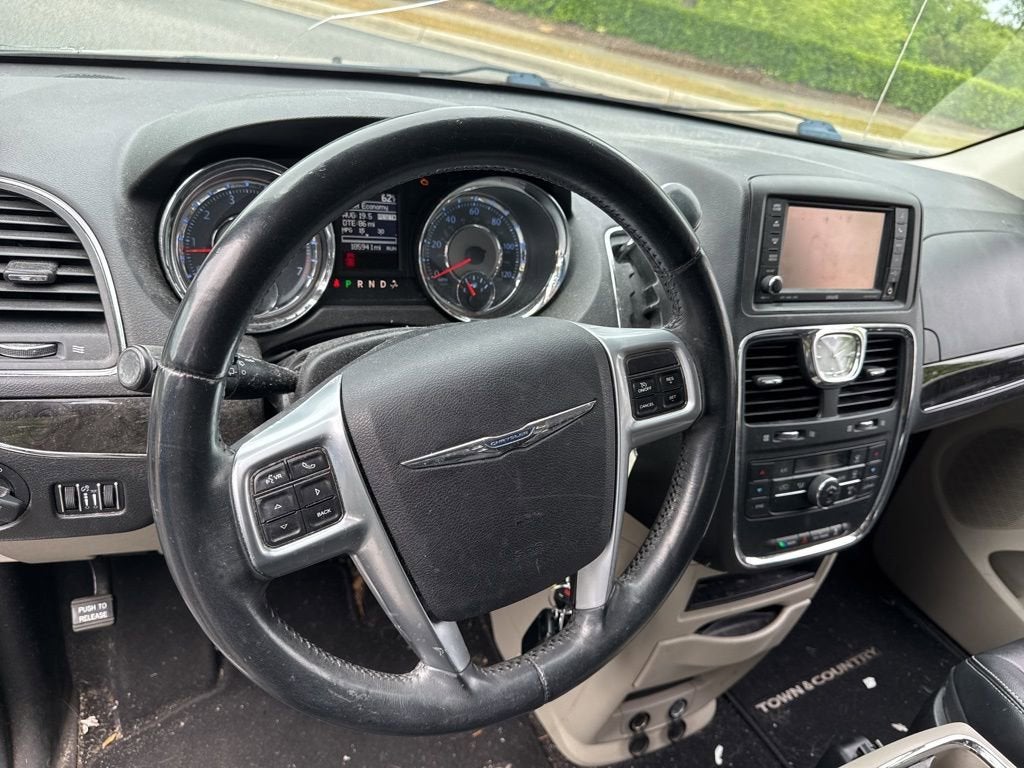 2013 Chrysler Town & Country Touring