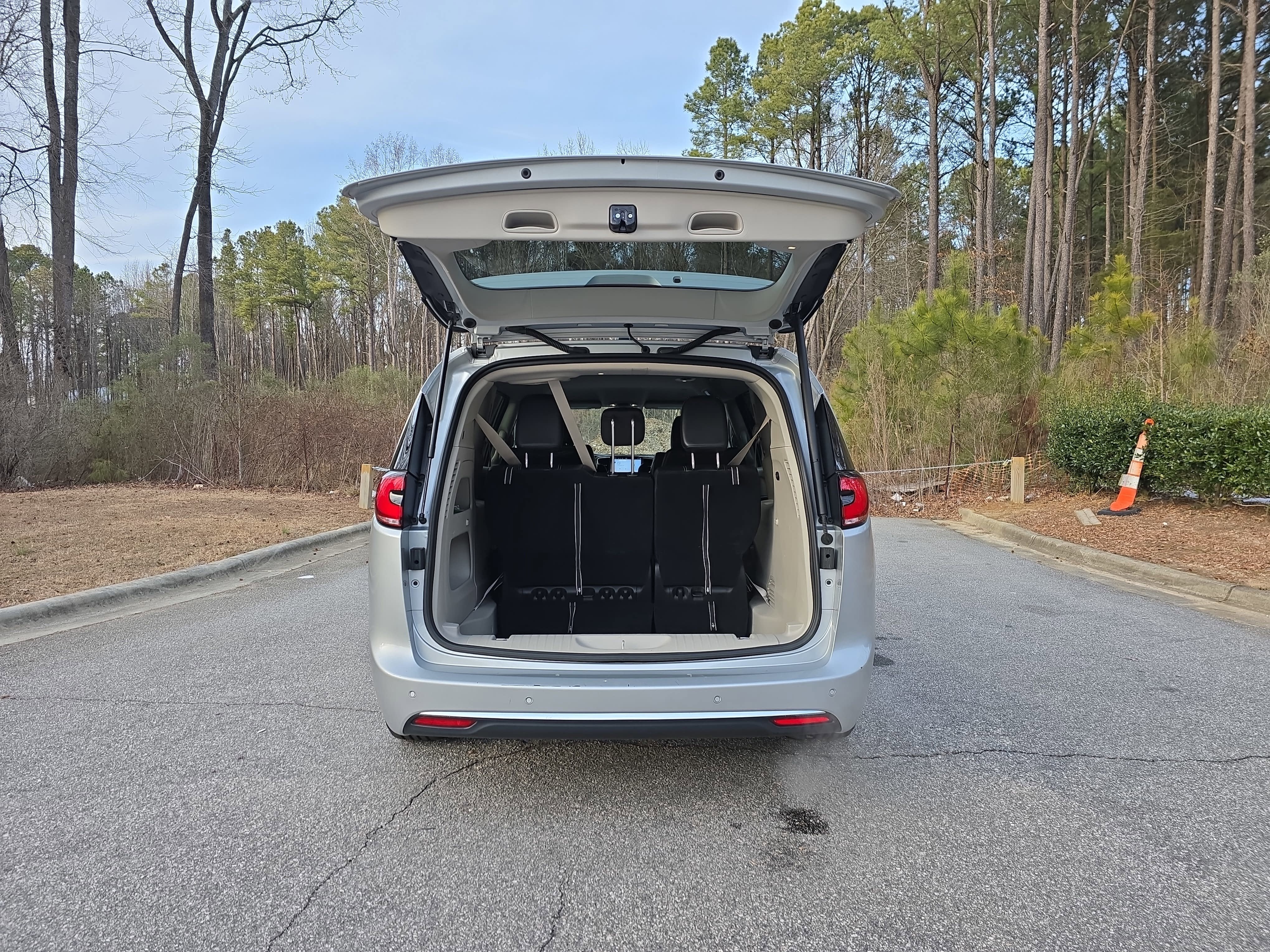 2024 Chrysler Pacifica Touring L