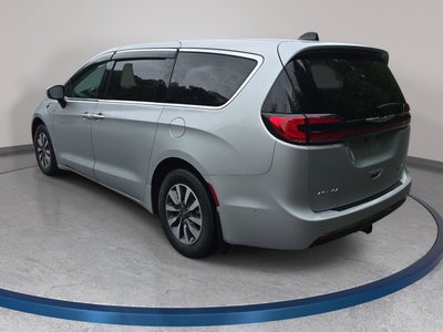 2023 Chrysler Pacifica Hybrid Hybrid Touring L