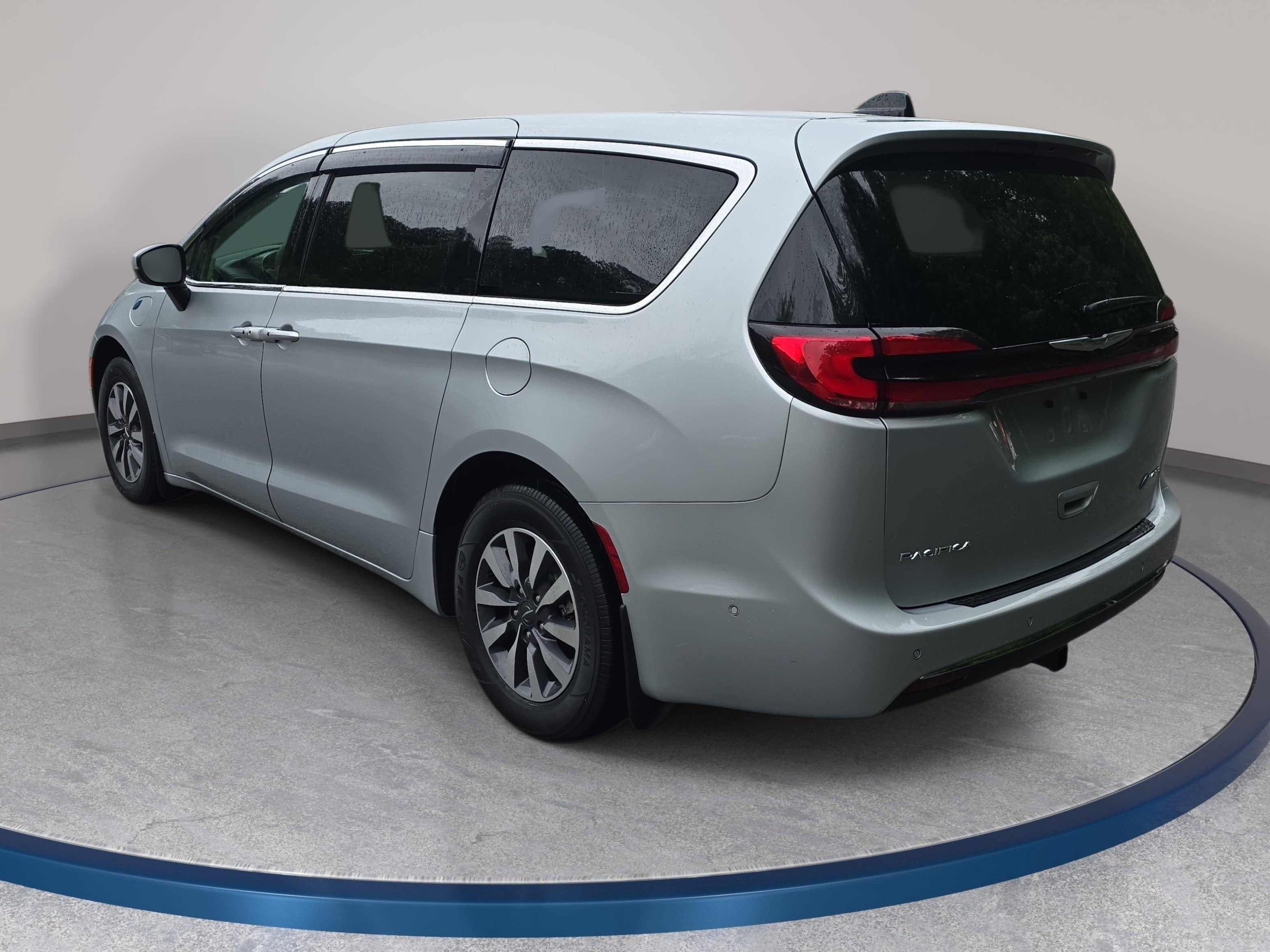 2023 Chrysler Pacifica Hybrid Hybrid Touring L