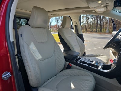 2023 Ford Edge Titanium