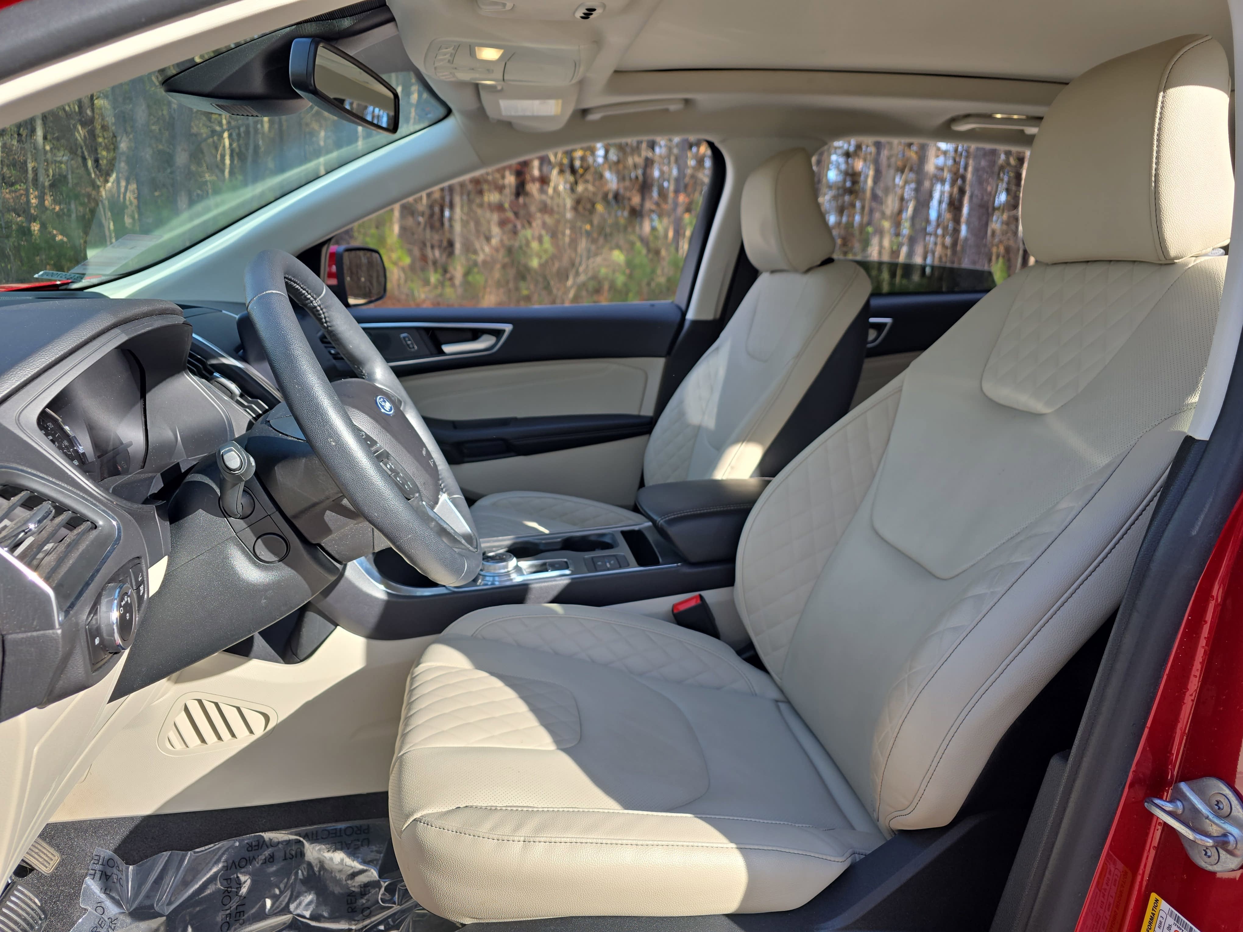 2023 Ford Edge Titanium