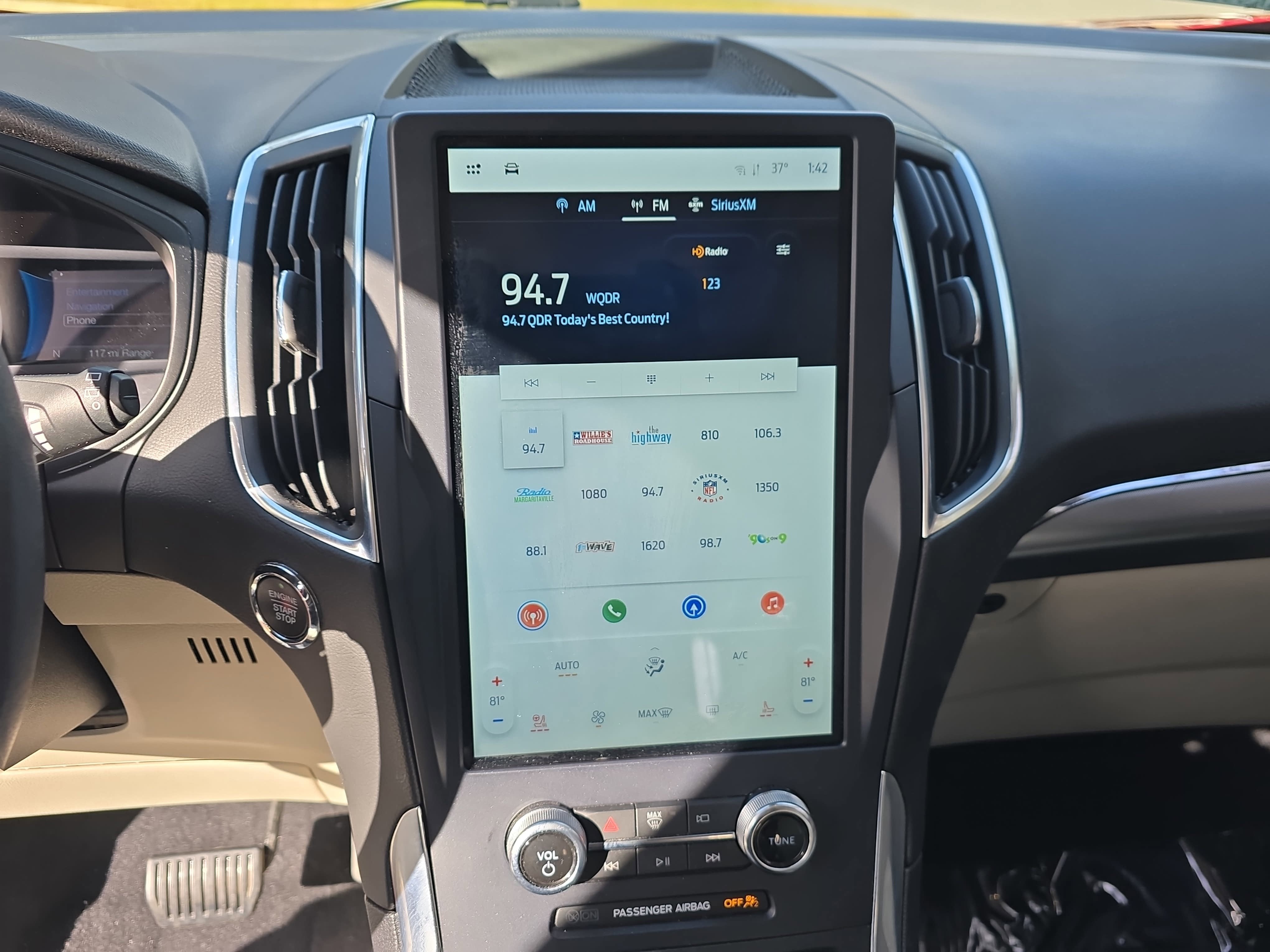 2023 Ford Edge Titanium