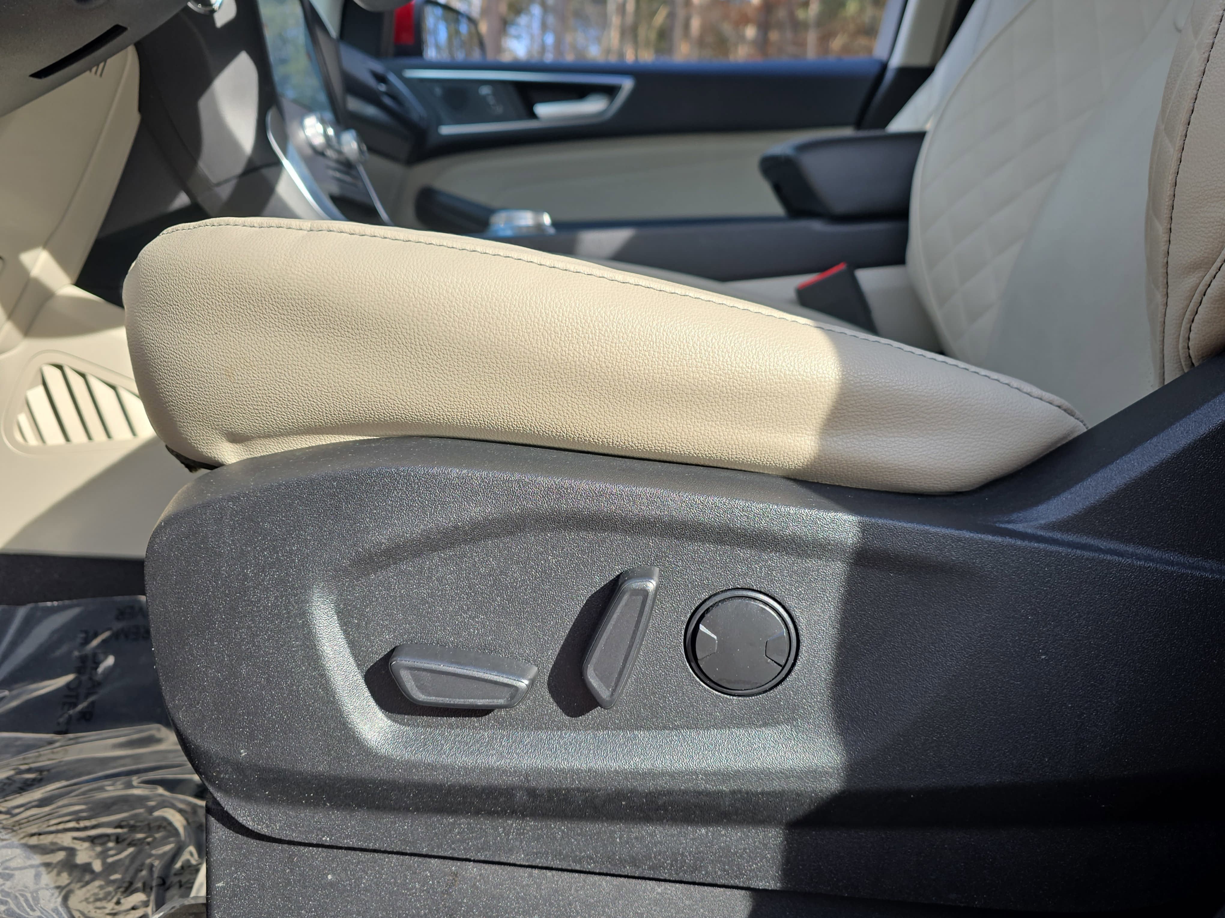 2023 Ford Edge Titanium