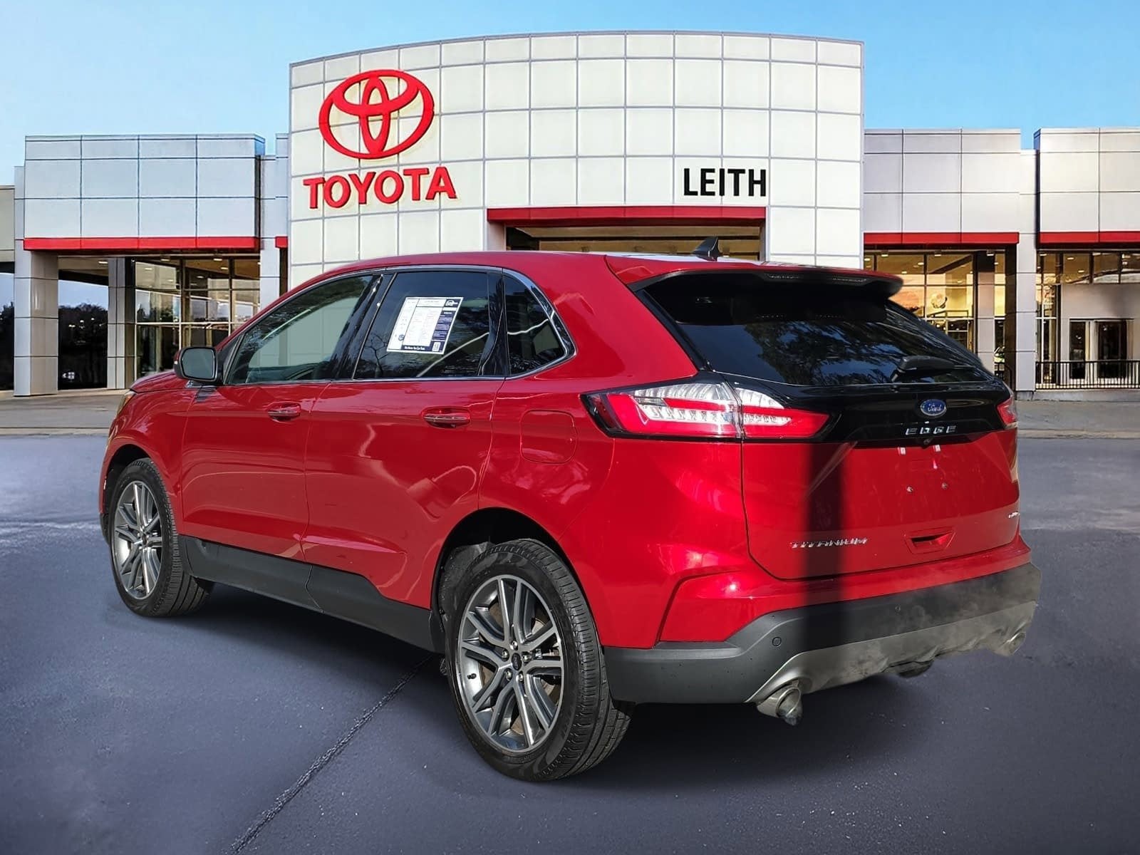2023 Ford Edge Titanium