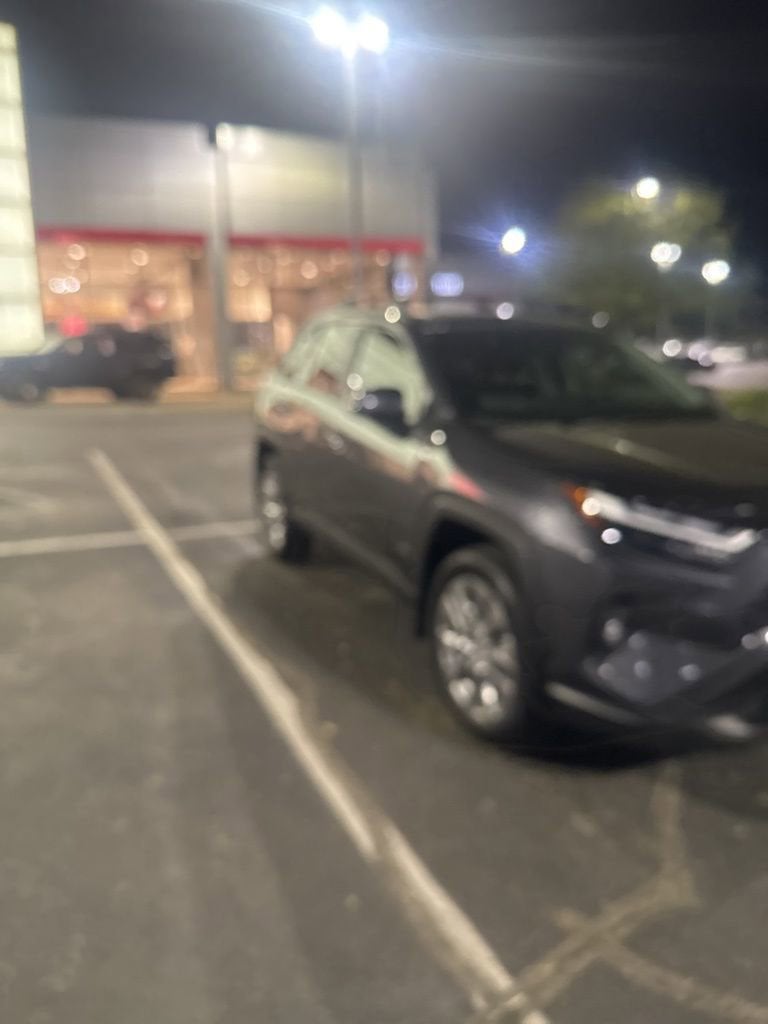 2025 Toyota RAV4 XLE Premium