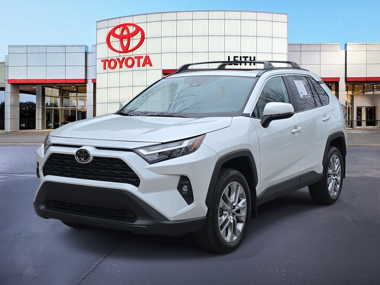 2025 Toyota RAV4 XLE Premium