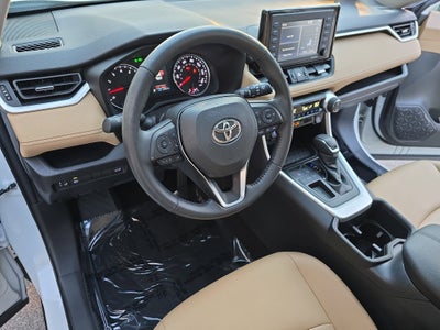 2022 Toyota RAV4 XLE Premium