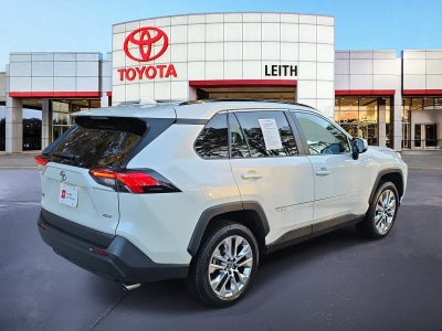 2022 Toyota RAV4 XLE Premium