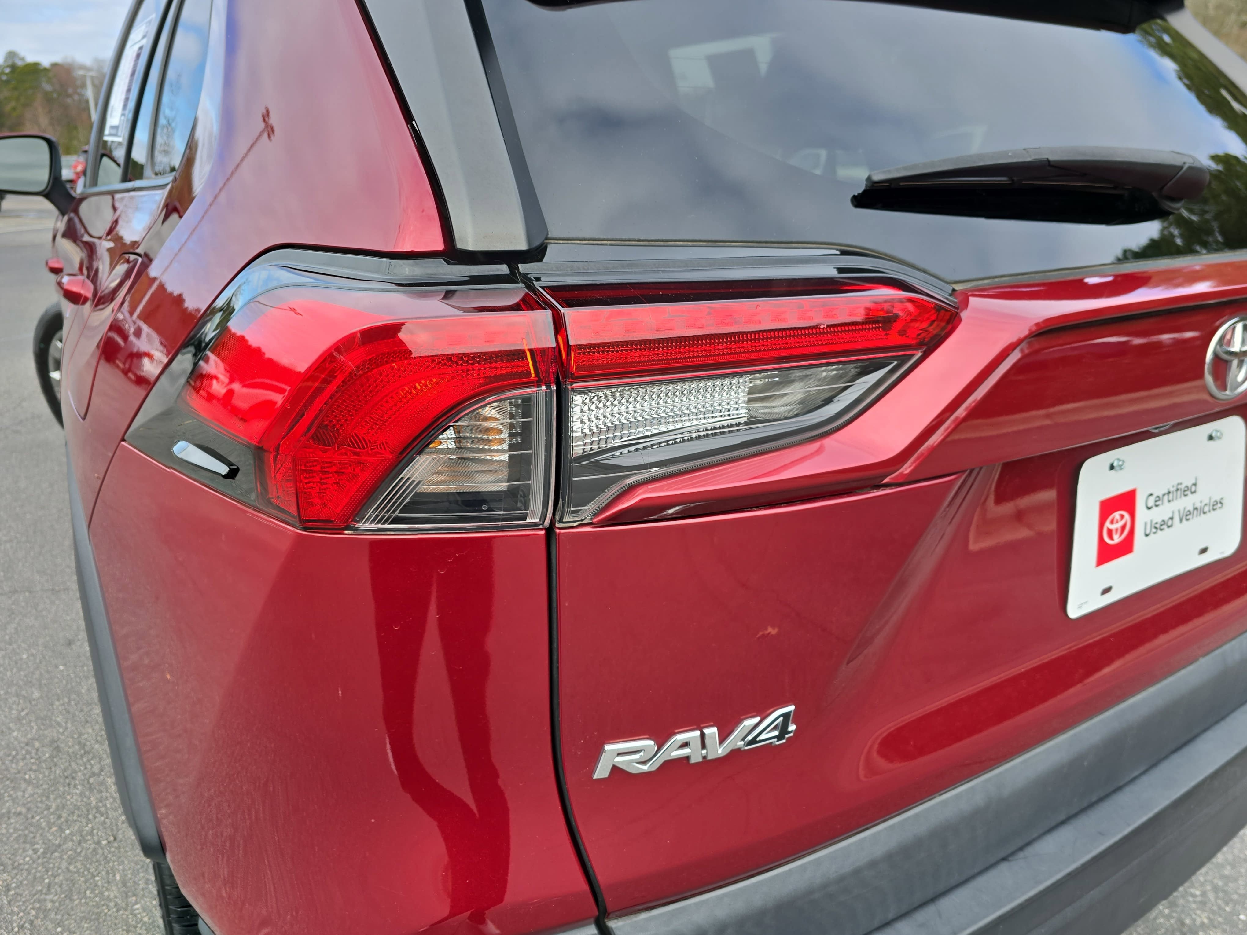 2022 Toyota RAV4 XLE Premium