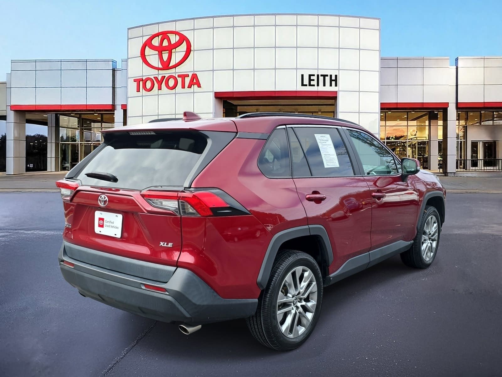 2022 Toyota RAV4 XLE Premium