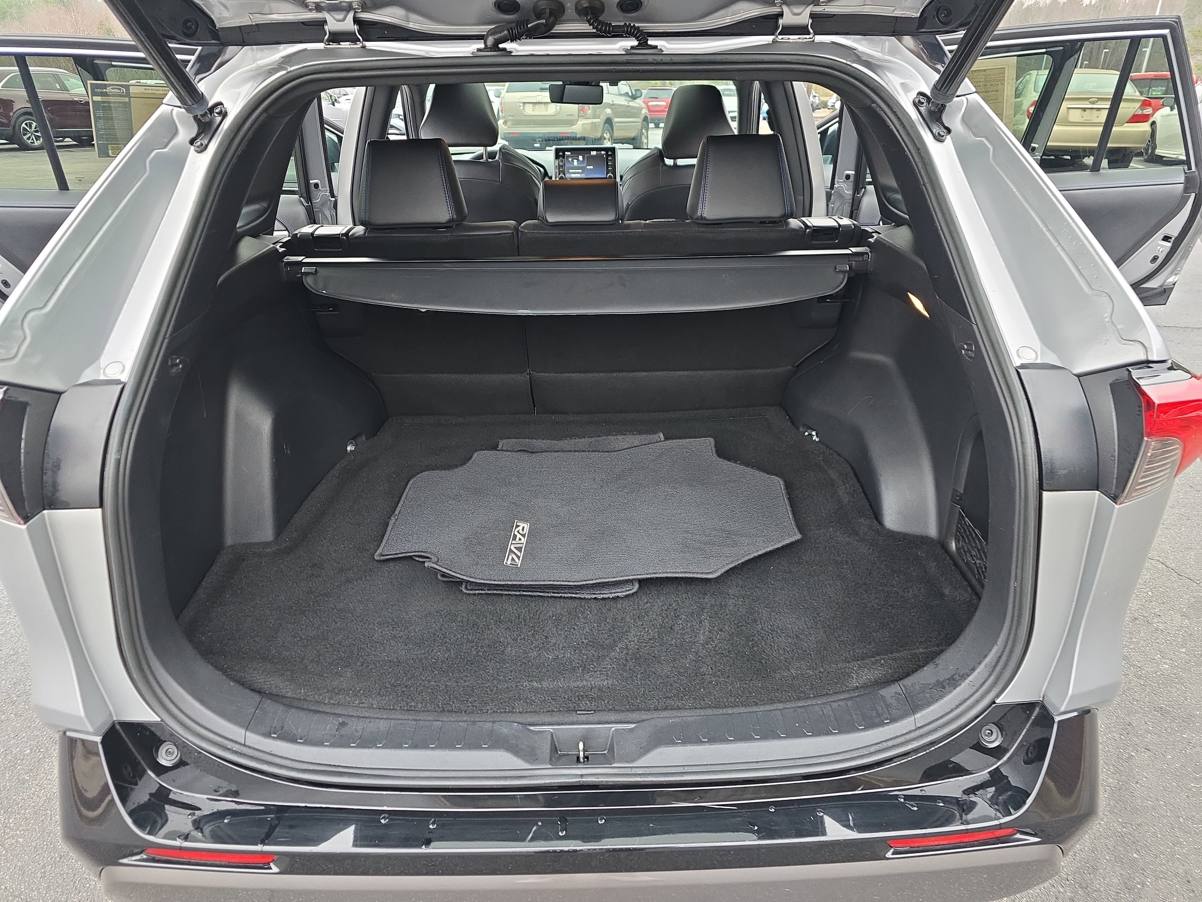 2019 Toyota RAV4 Hybrid Hybrid XSE