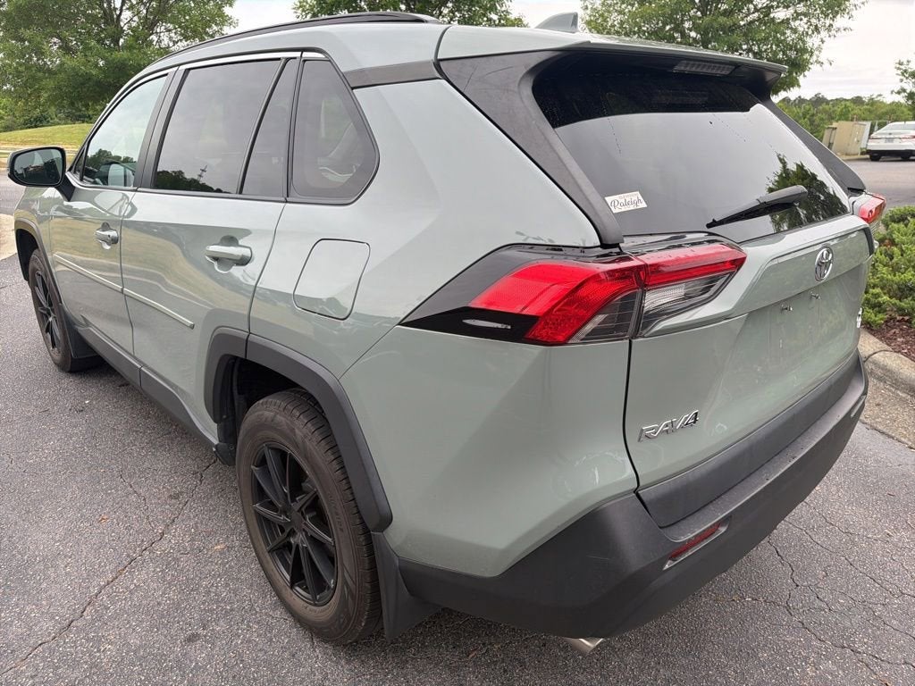 2020 Toyota RAV4 XLE