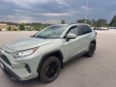 2020 Toyota RAV4 XLE