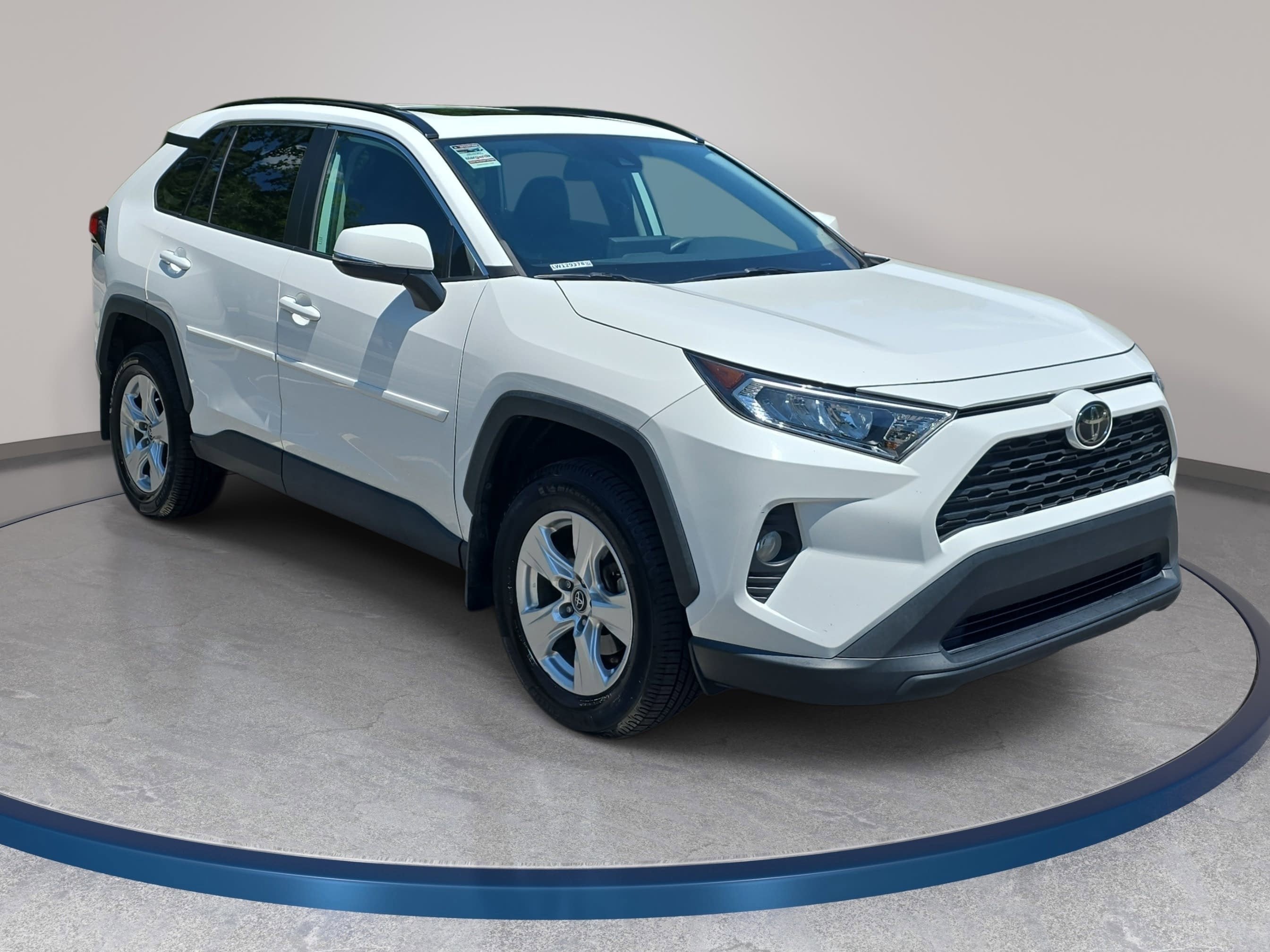 2020 Toyota RAV4 XLE