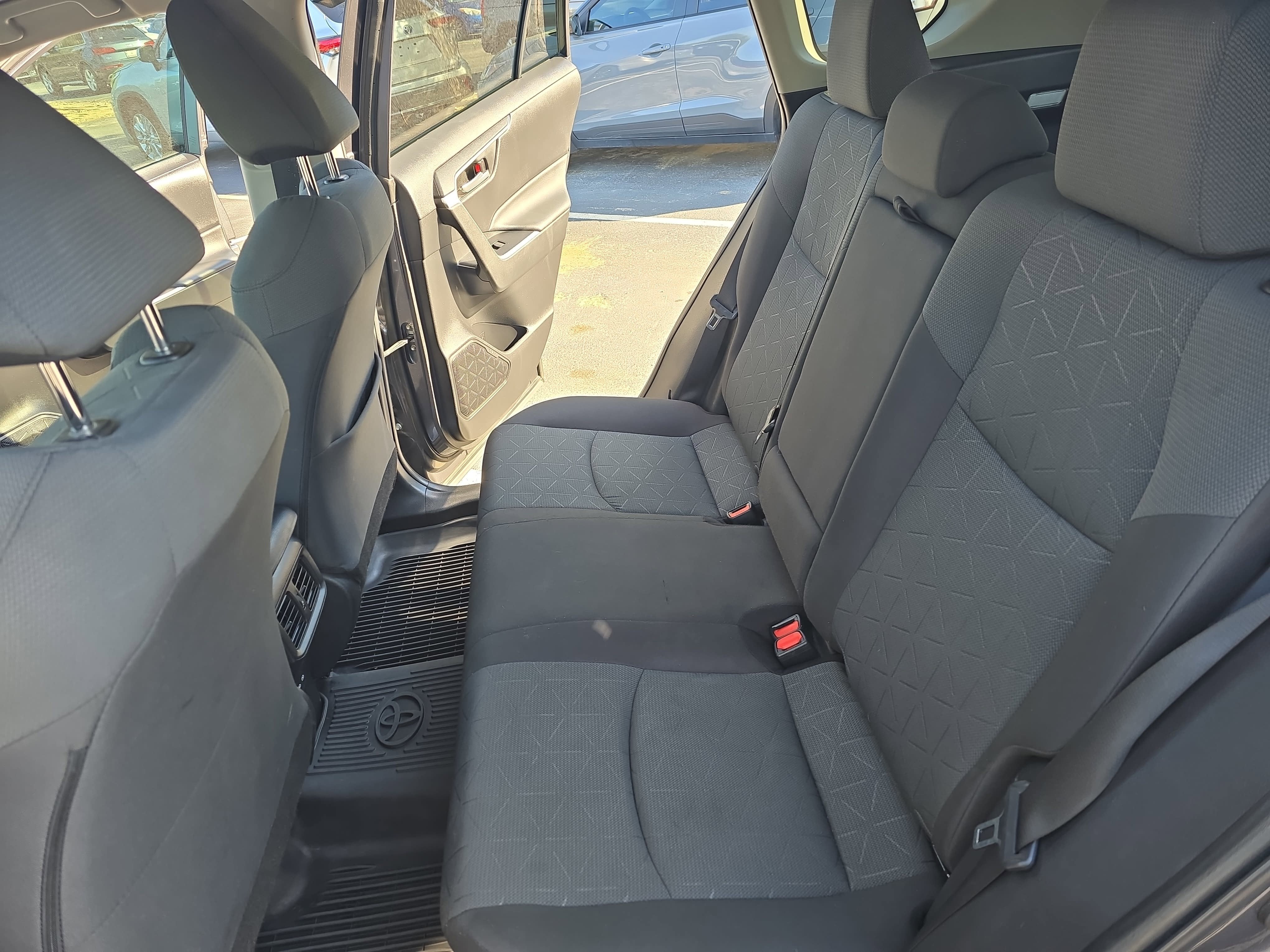 2022 Toyota RAV4 Hybrid Hybrid XLE