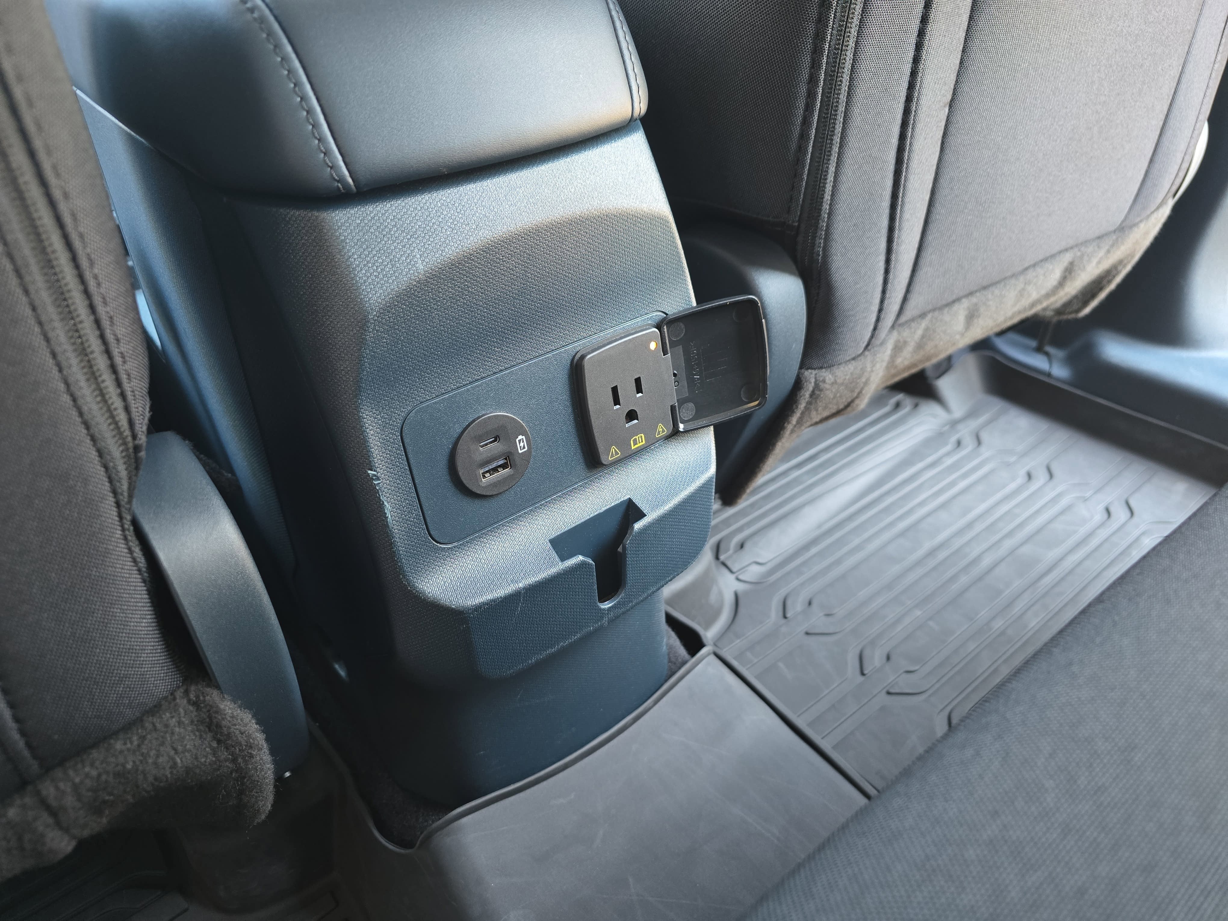 2023 Ford Maverick XL