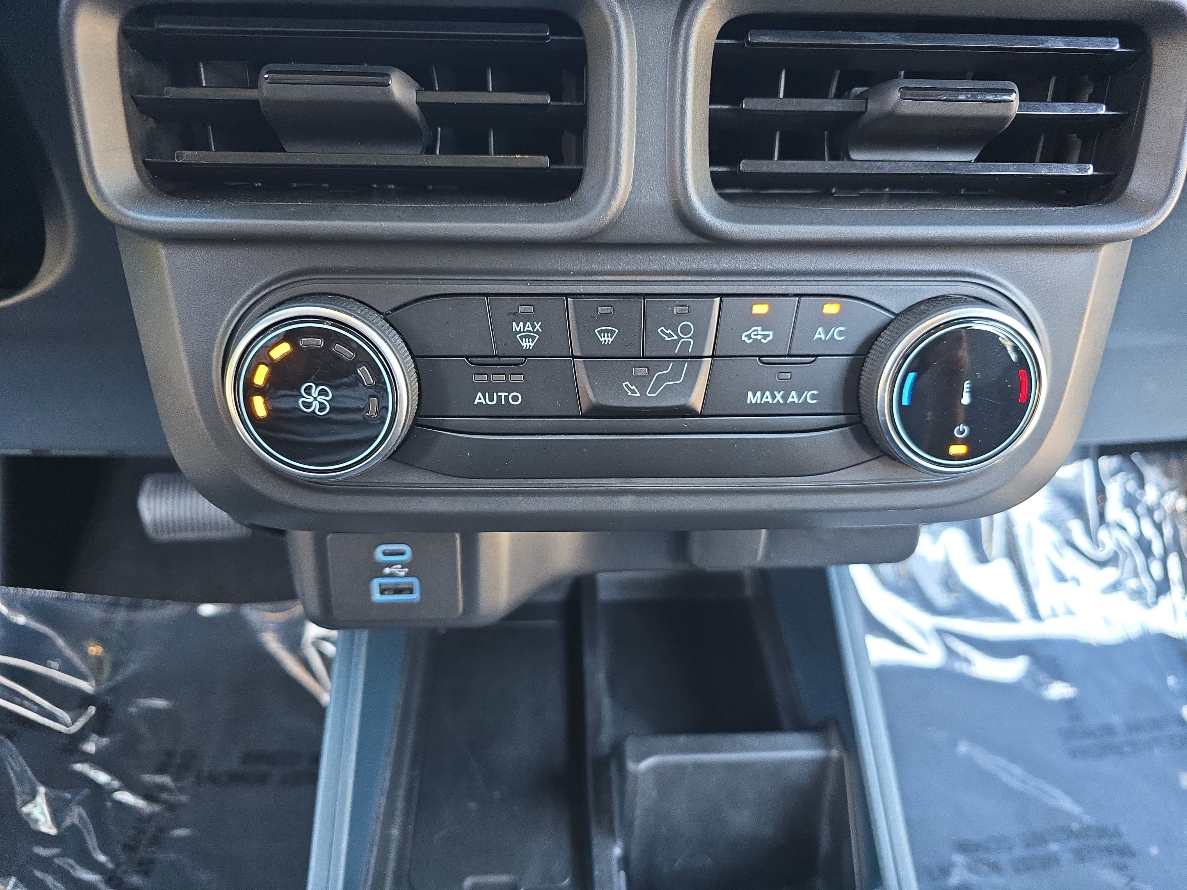 2023 Ford Maverick XL