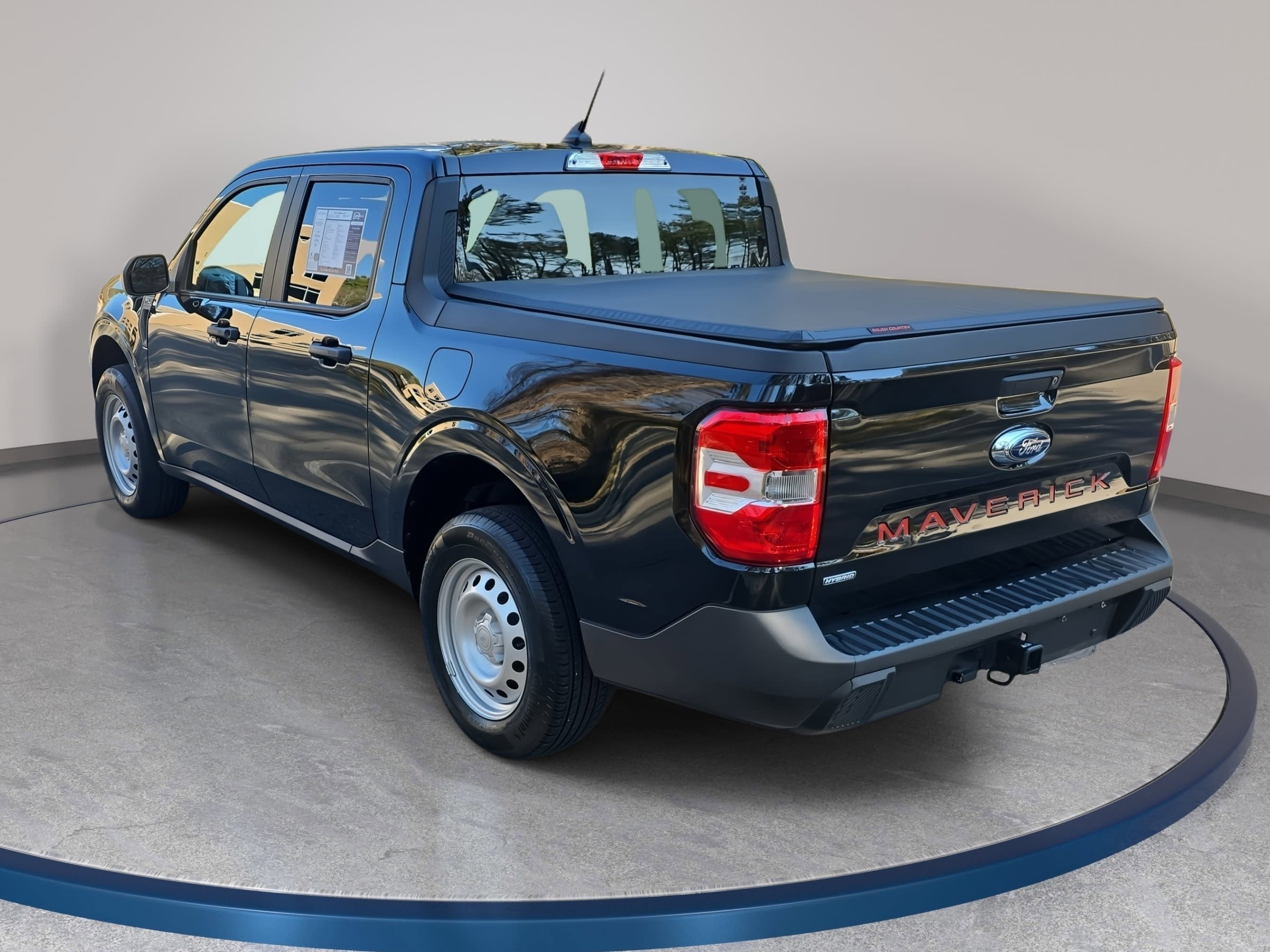 2023 Ford Maverick XL