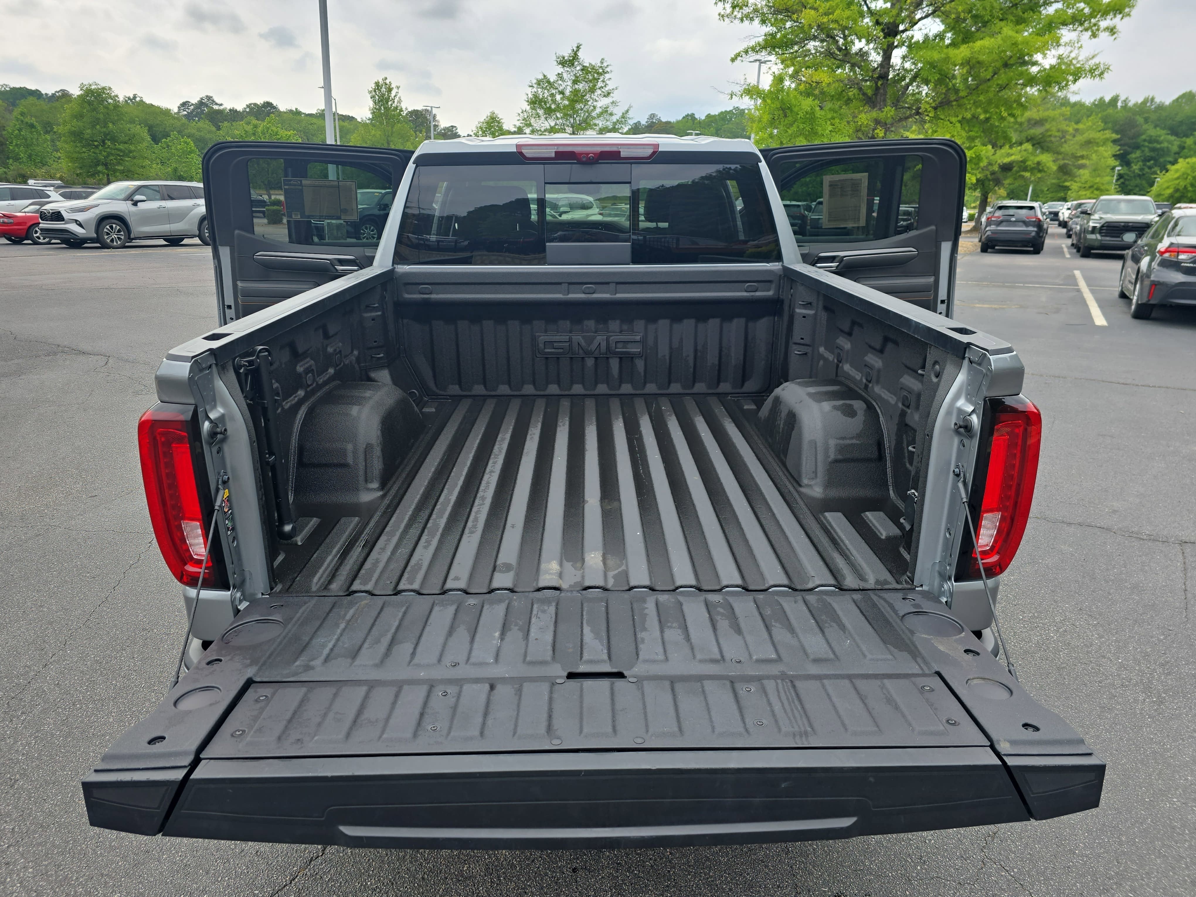 2025 GMC Sierra 1500 AT4