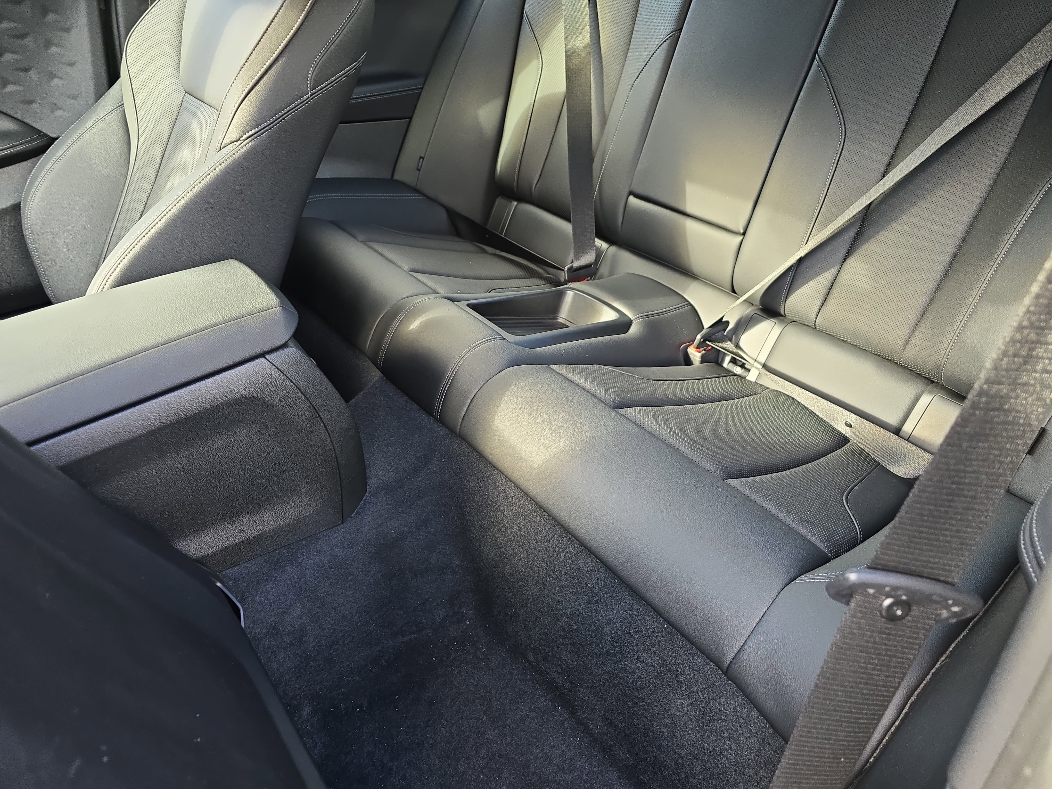 2024 BMW 2 Series 230i