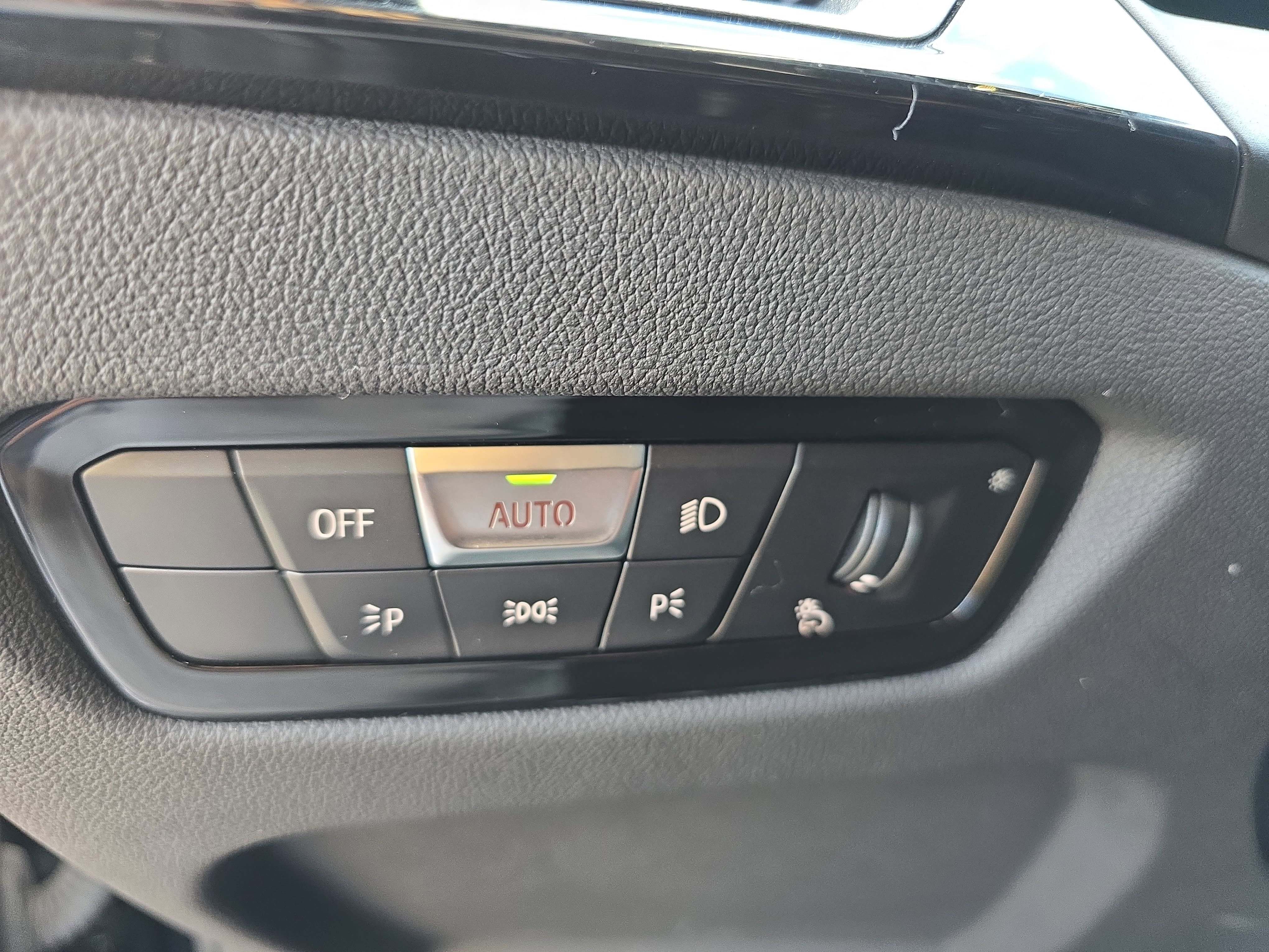 2024 BMW 2 Series 230i