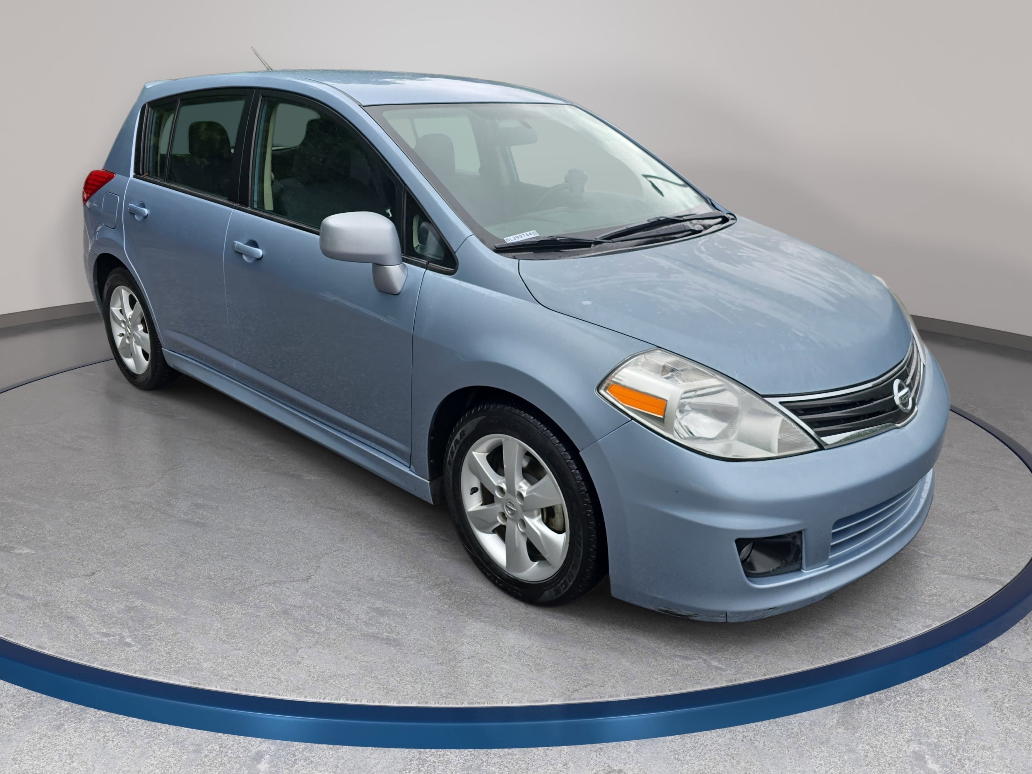 2011 Nissan Versa 1.8 SL