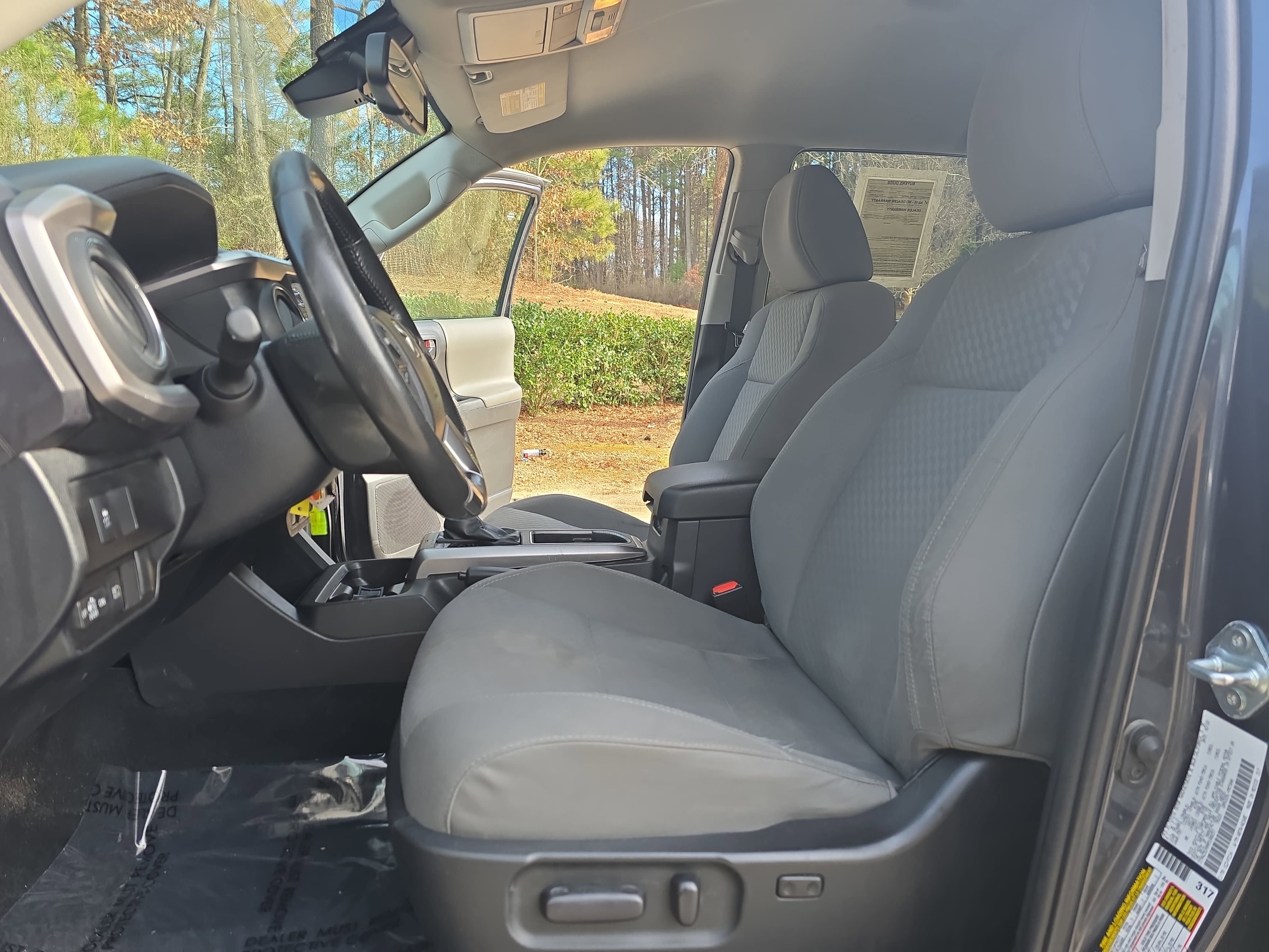 2022 Toyota Tacoma SR5