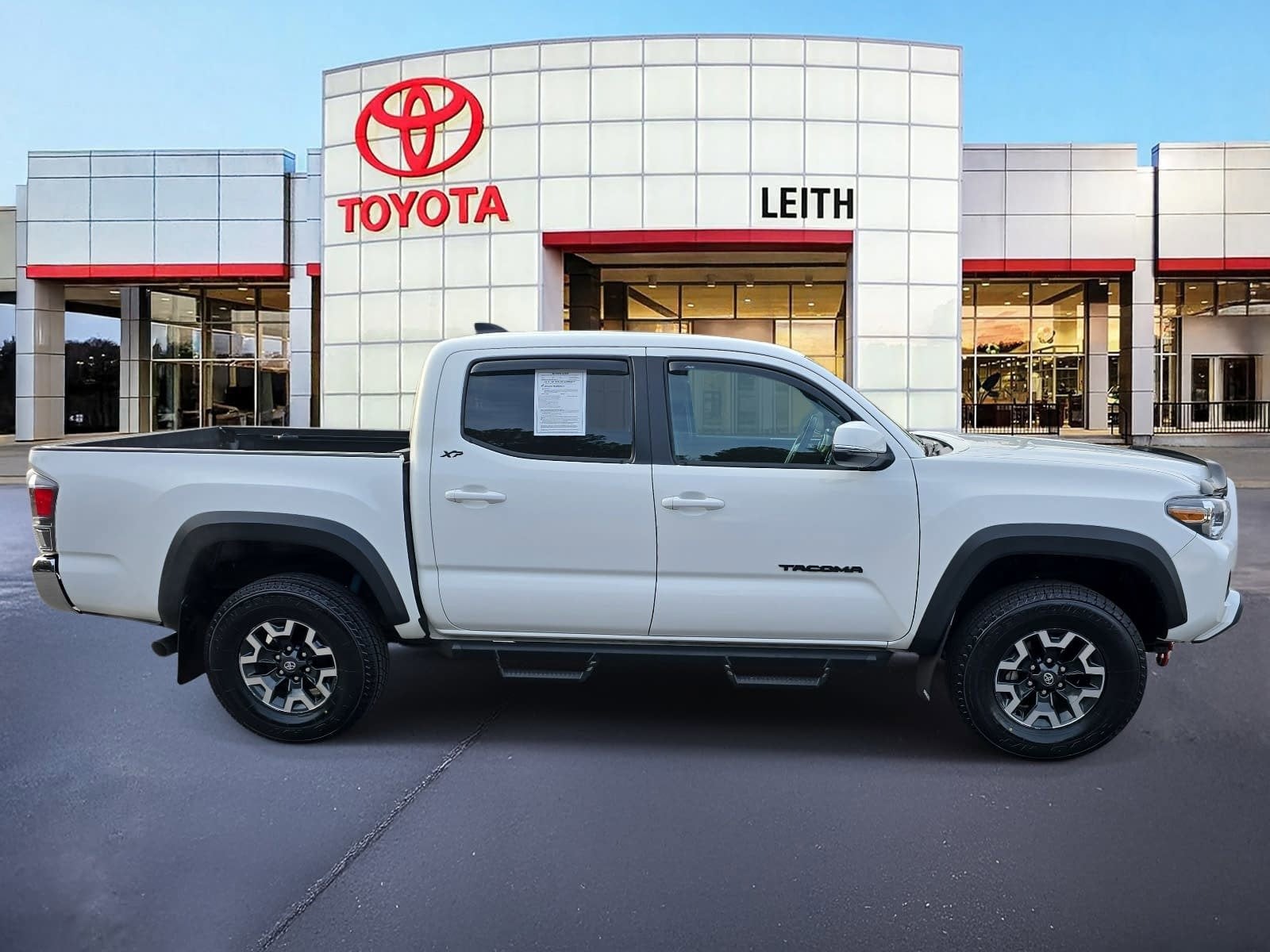 2023 Toyota Tacoma TRD Off-Road
