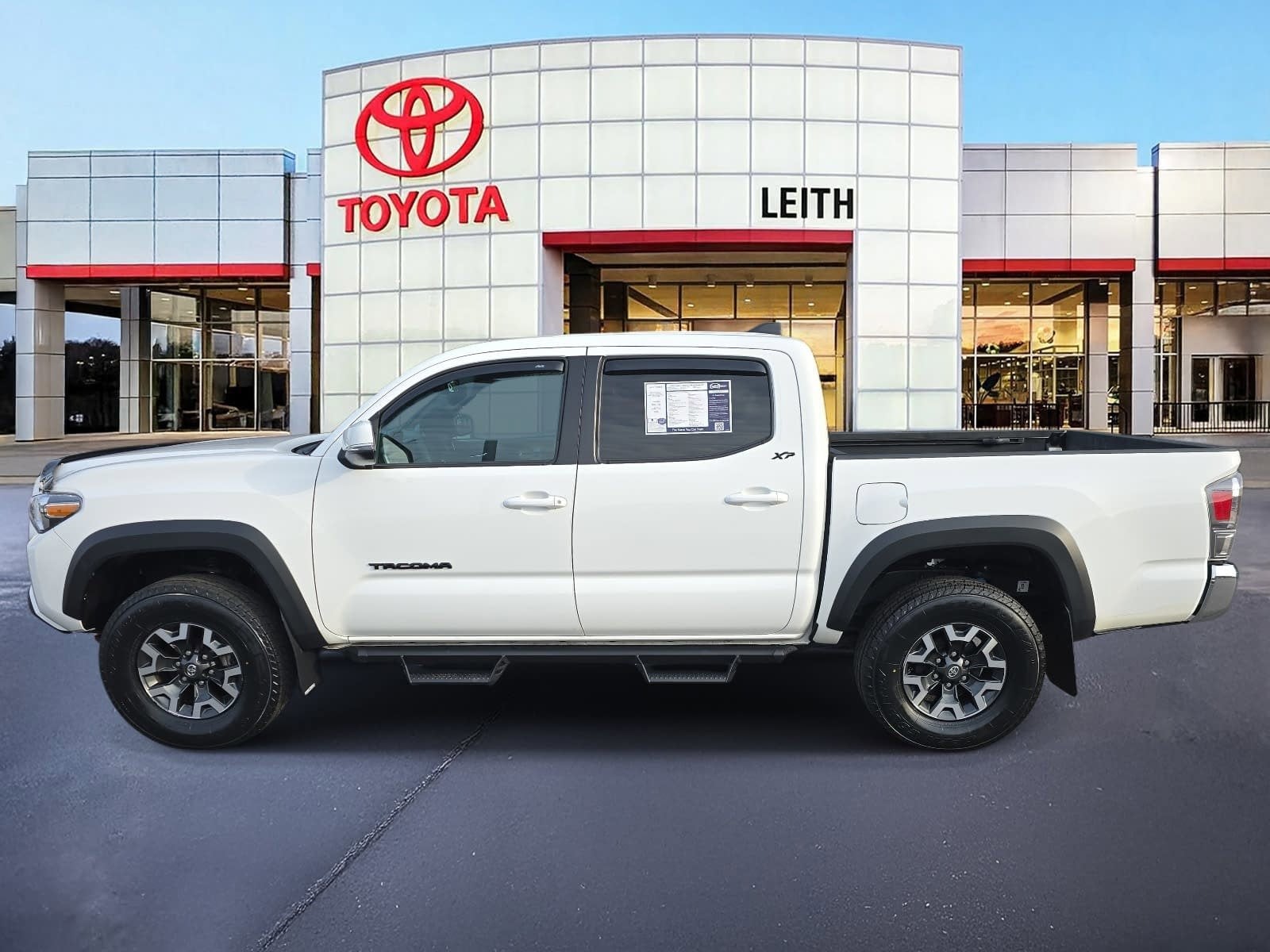 2023 Toyota Tacoma TRD Off-Road