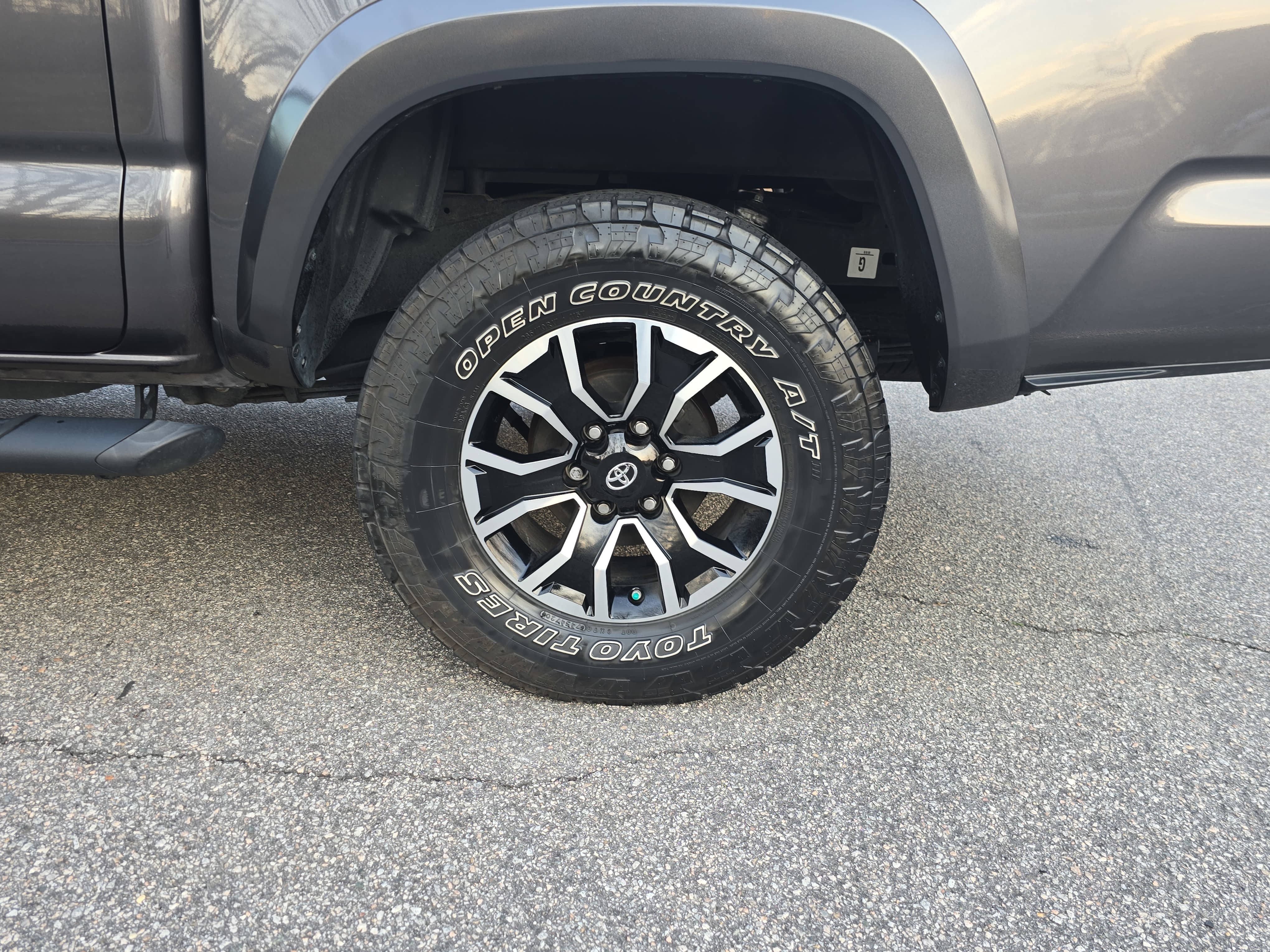 2023 Toyota Tacoma SR5