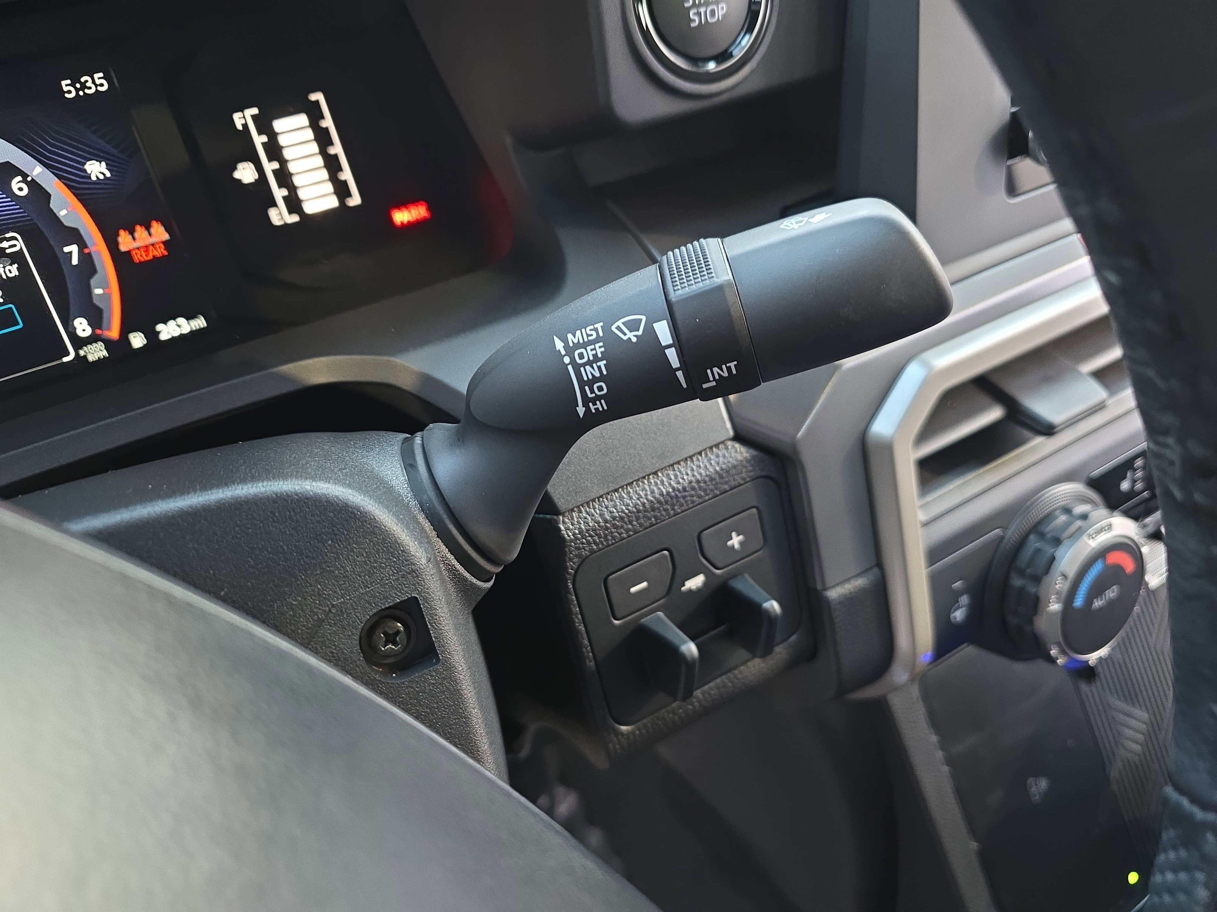 2024 Toyota Tacoma SR5