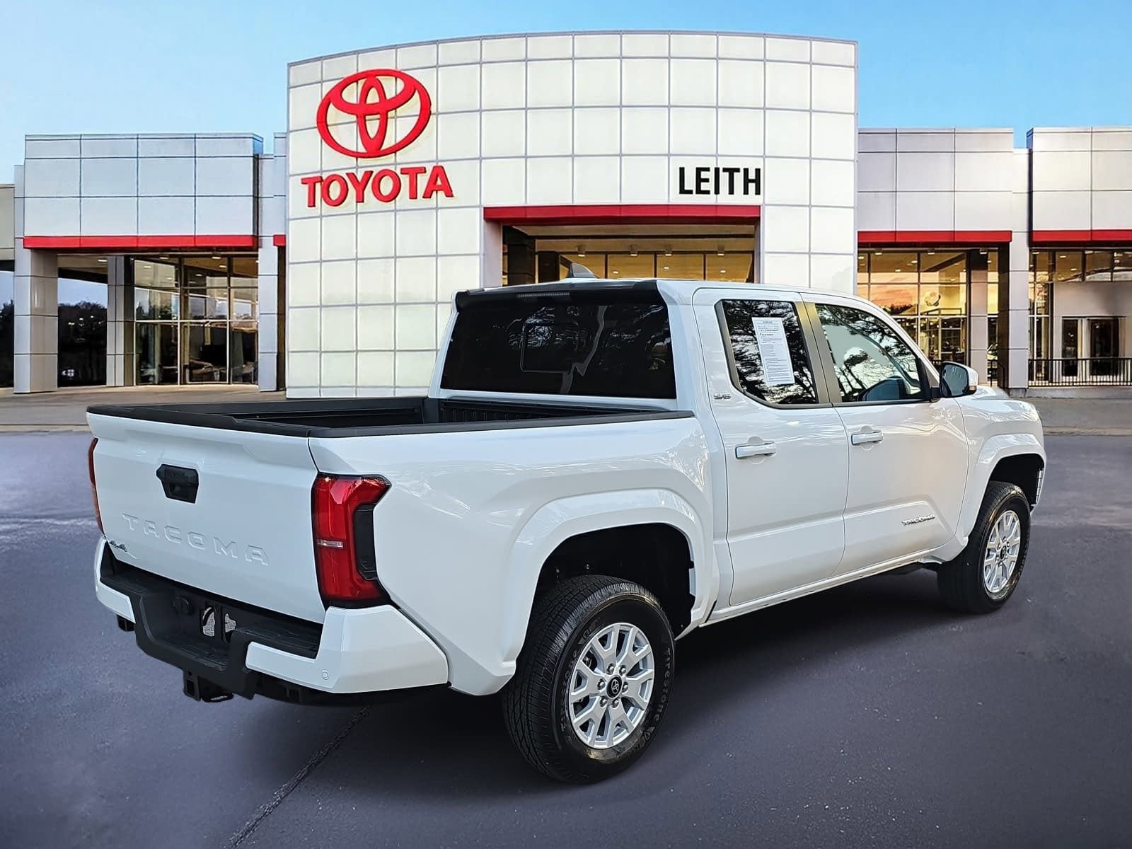 2024 Toyota Tacoma SR5