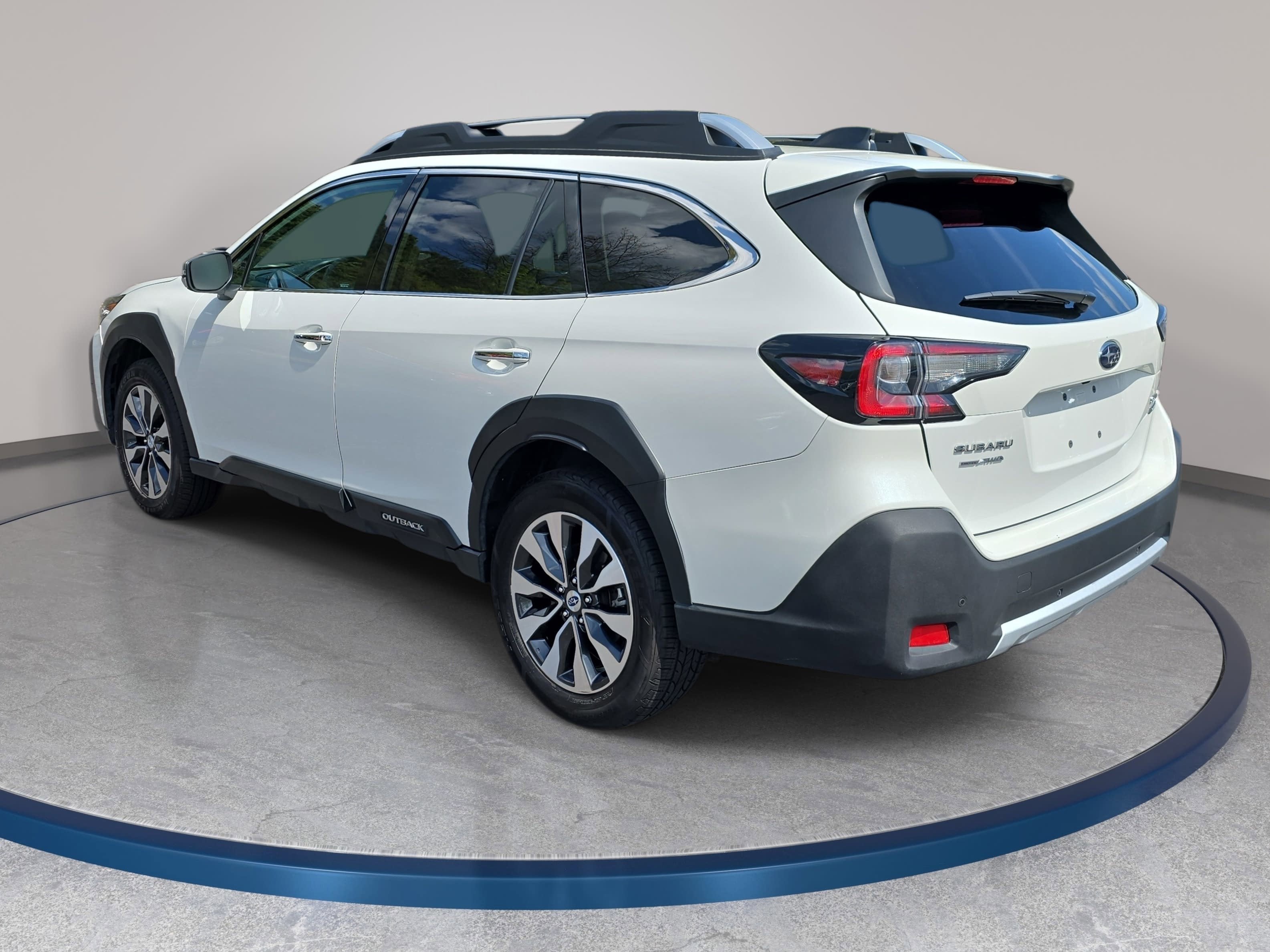 2024 Subaru Outback Touring