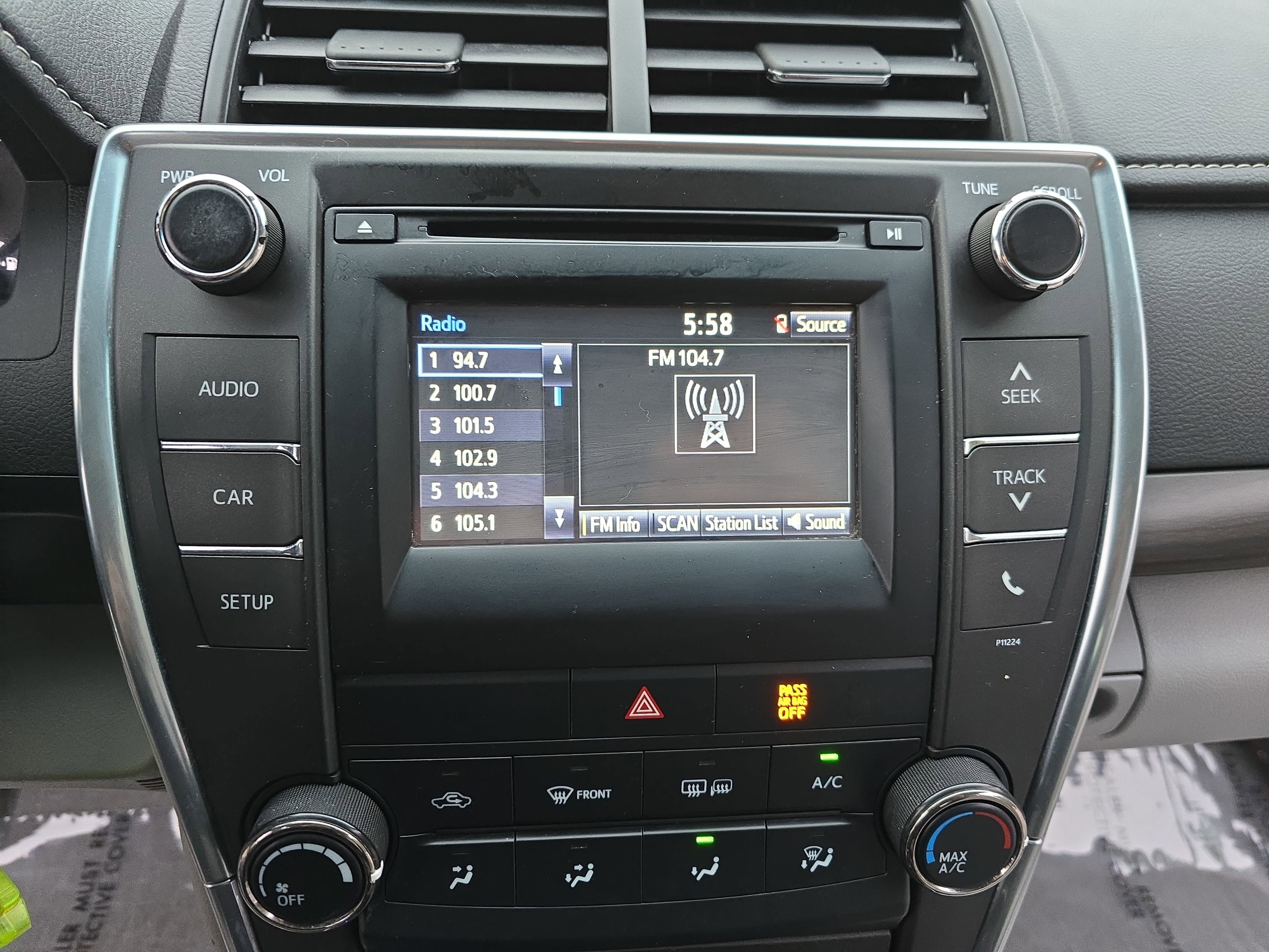 2016 Toyota Camry LE