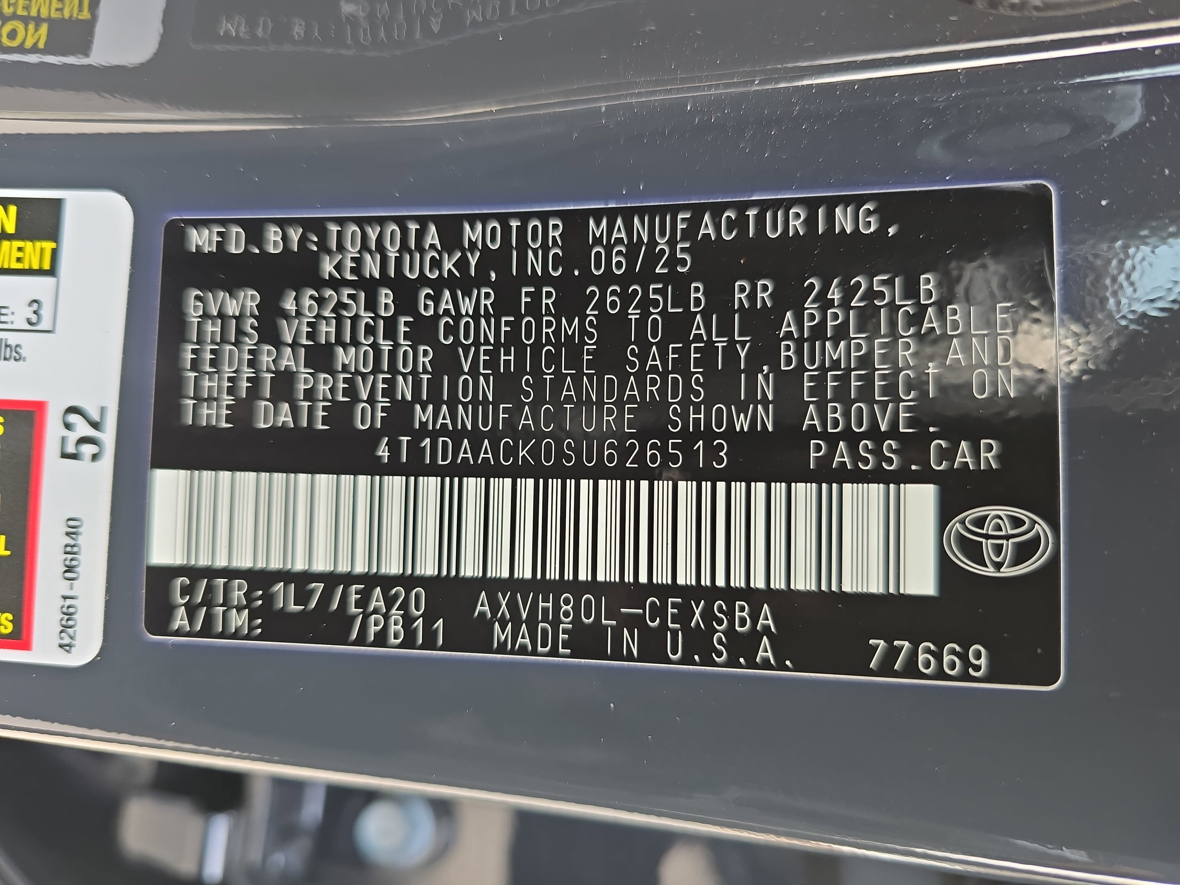 2025 Toyota Camry SE